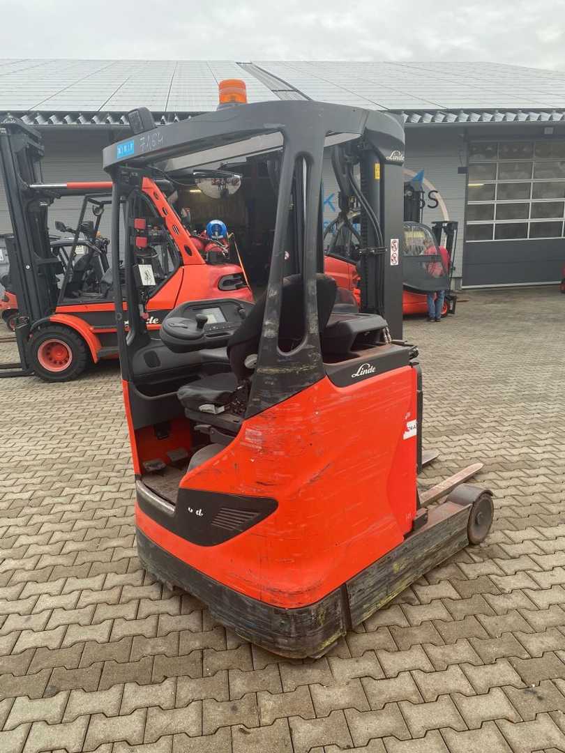 Used Forklift Linde R 10 B/1120 Krautuvas su stumiamu stiebu (Image 4) Used Forklift Linde R 10 B/1120 Krautuvas su stumiamu stiebu (Image 4)