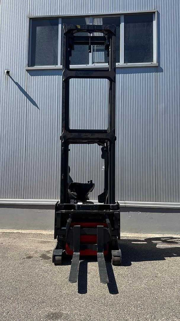 Used Forklift Linde R17X Krautuvas su stumiamu stiebu (Image 2) Used Forklift Linde R17X Krautuvas su stumiamu stiebu (Image 2)
