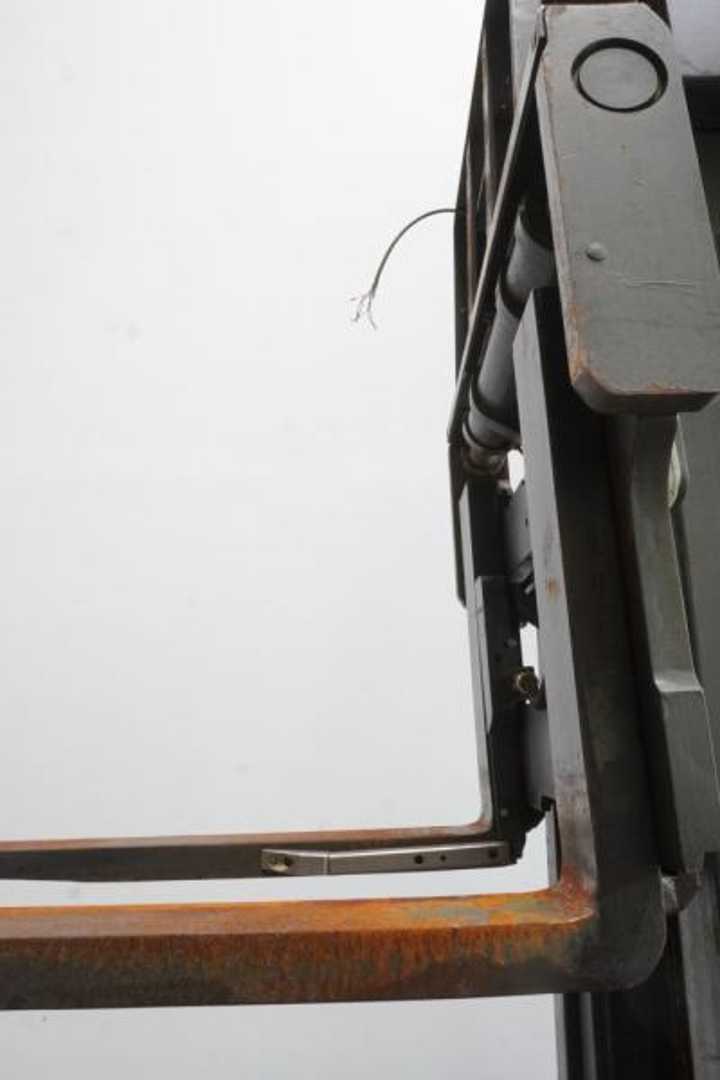 Used Forklift Linde R 20 HD 1120 Krautuvas su stumiamu stiebu (Image 6) Used Forklift Linde R 20 HD 1120 Krautuvas su stumiamu stiebu (Image 6)