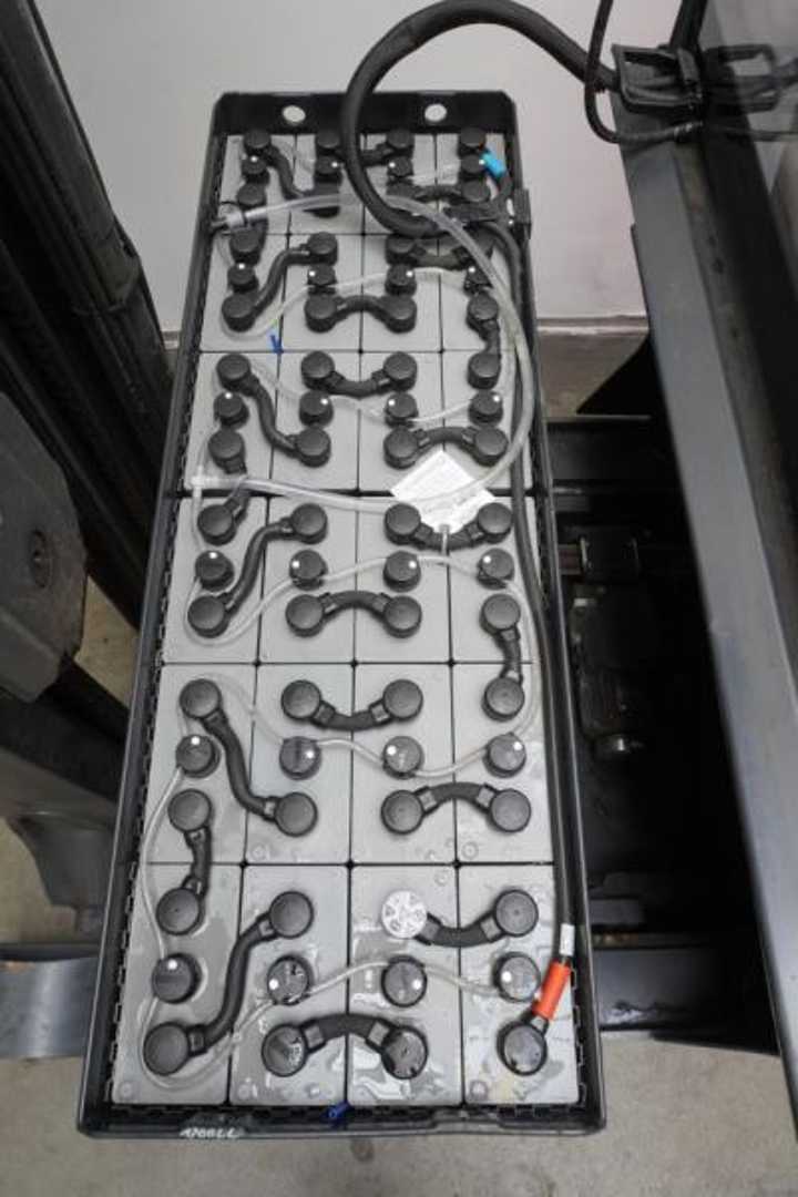Used Forklift Linde R 20 HD 1120 Krautuvas su stumiamu stiebu (Image 5) Used Forklift Linde R 20 HD 1120 Krautuvas su stumiamu stiebu (Image 5)