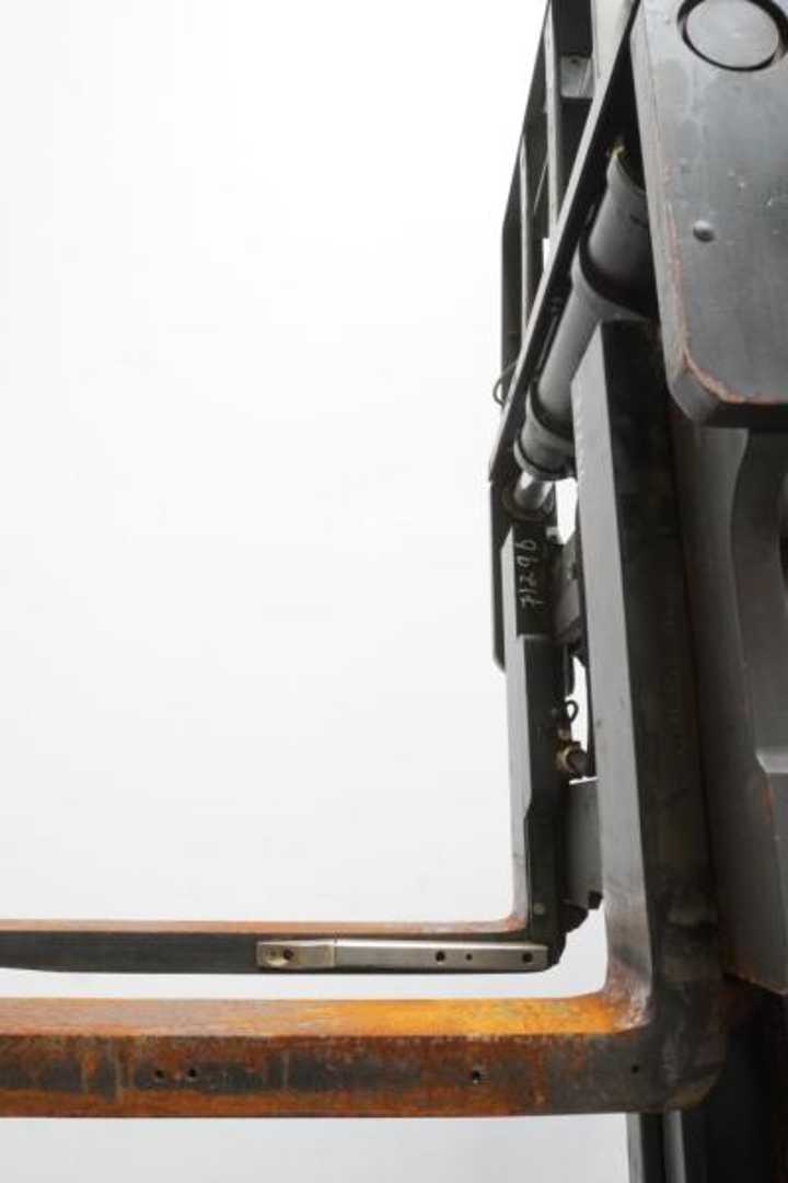 Used Forklift Linde R 20 HD 1120 Krautuvas su stumiamu stiebu (Image 6) Used Forklift Linde R 20 HD 1120 Krautuvas su stumiamu stiebu (Image 6)