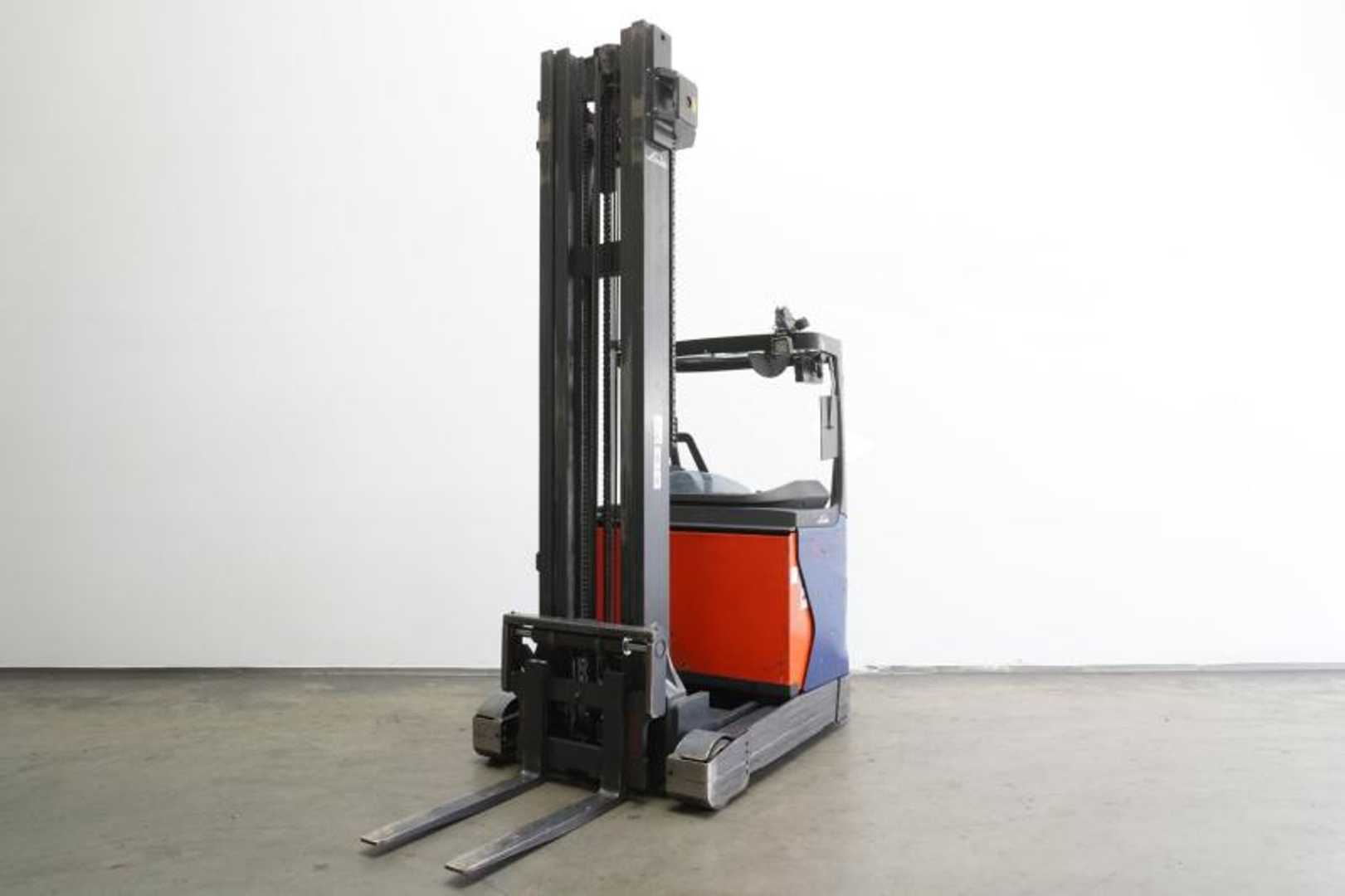 Used Forklift Linde R 14 HD 1120 Krautuvas su stumiamu stiebu (Image 5)