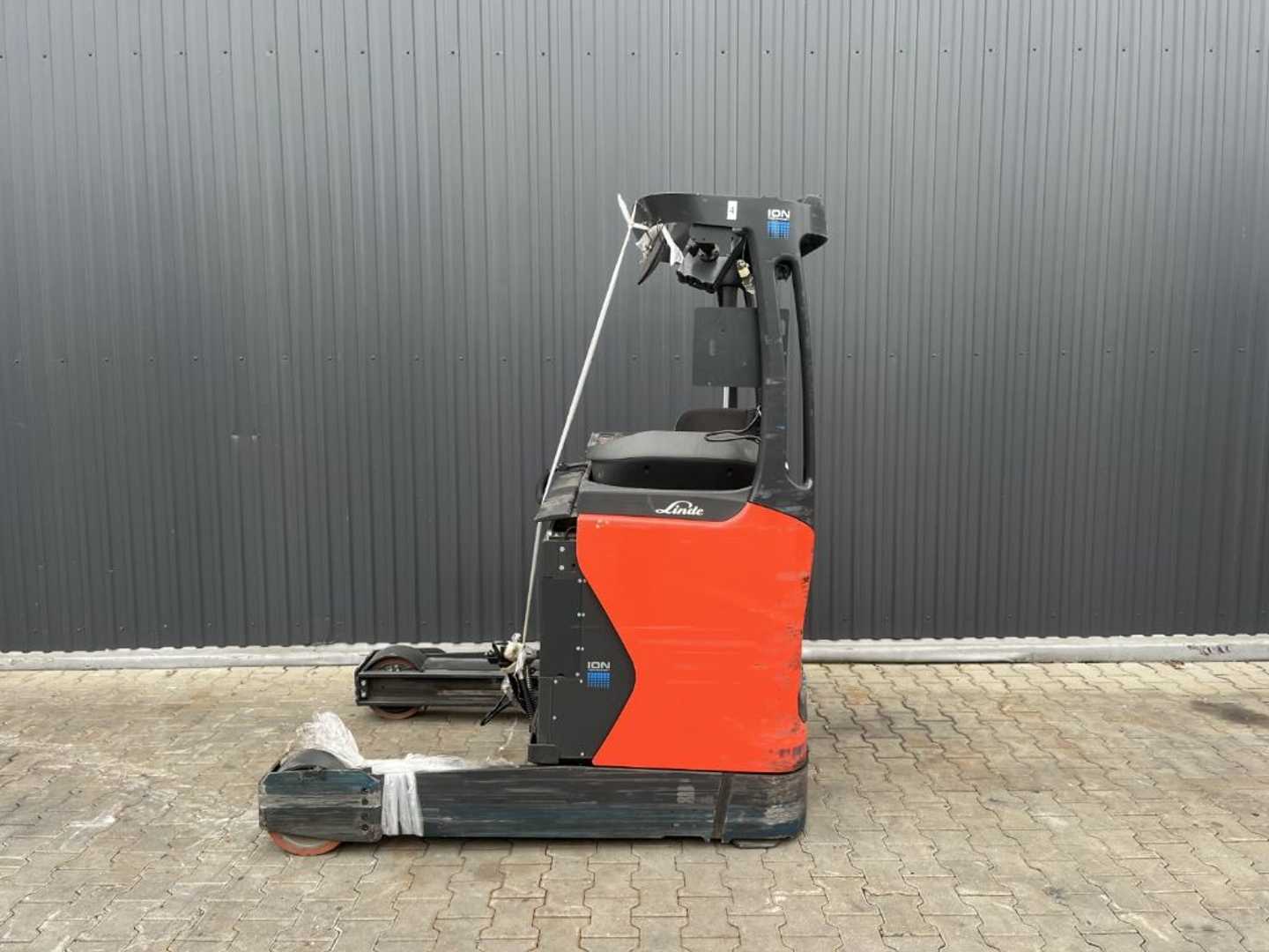 Used Forklift Linde R16HD-01 Krautuvas su stumiamu stiebu (Image 2)