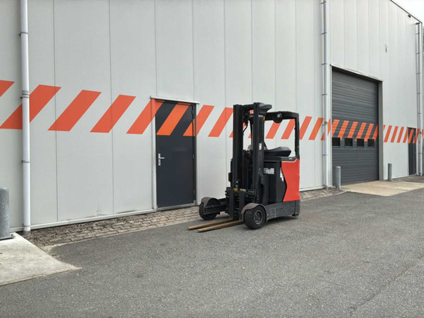 Used Forklift Linde R14G-01 Krautuvas su stumiamu stiebu (Image 5)