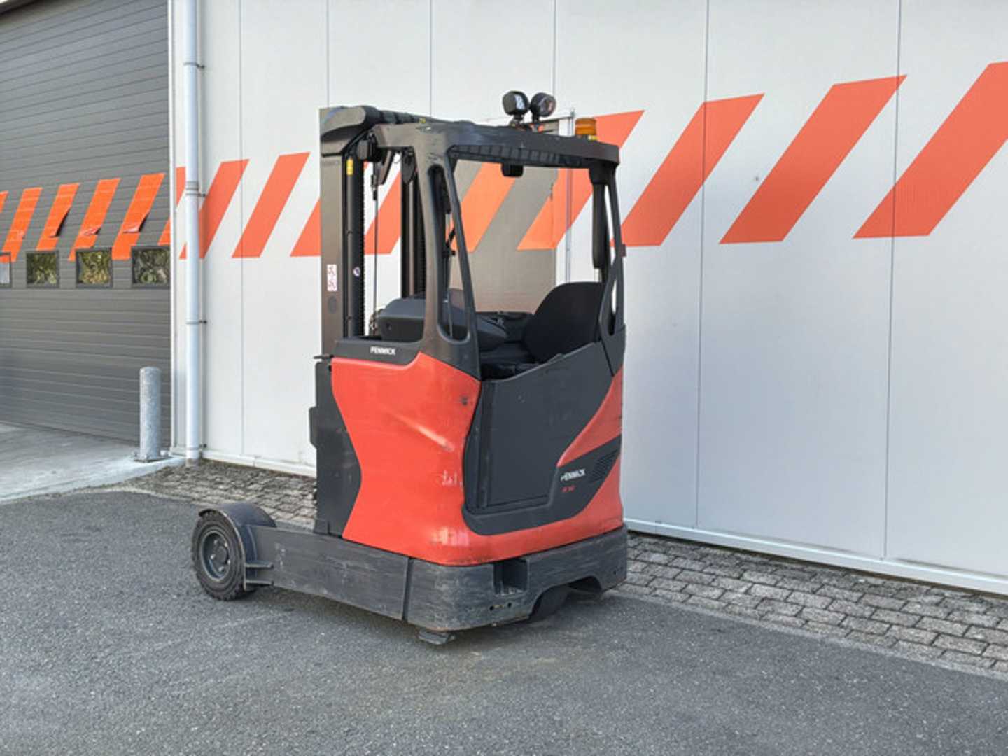Used Forklift Linde R14G-01 Krautuvas su stumiamu stiebu (Image 2)