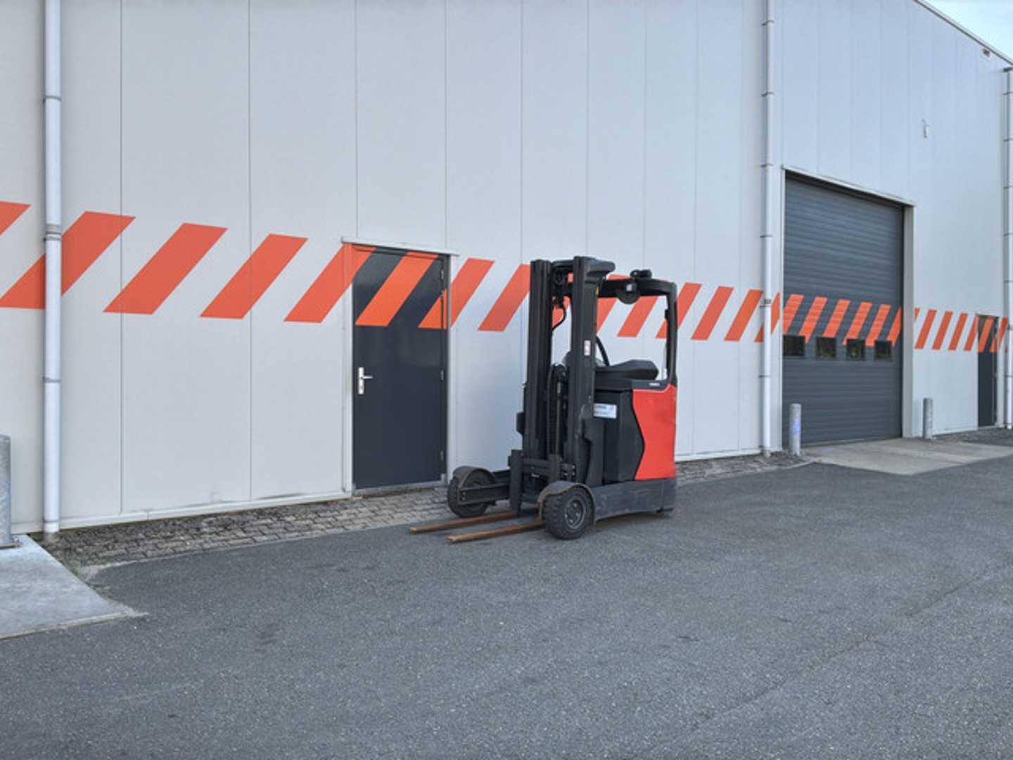Used Forklift Linde R14G-01 Krautuvas su stumiamu stiebu (Image 5)