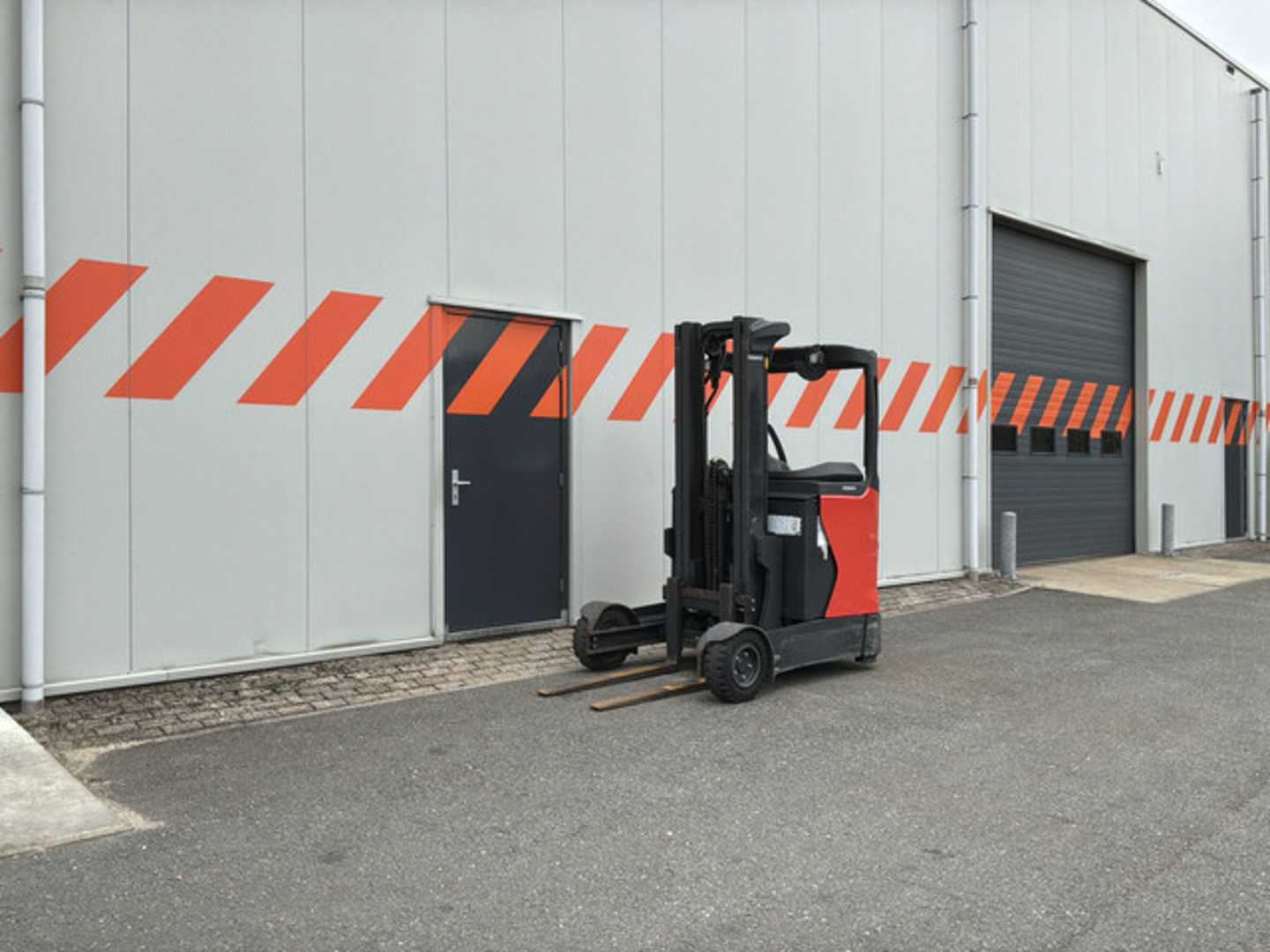 Used Forklift Linde R14G-01 Krautuvas su stumiamu stiebu (Image 5)