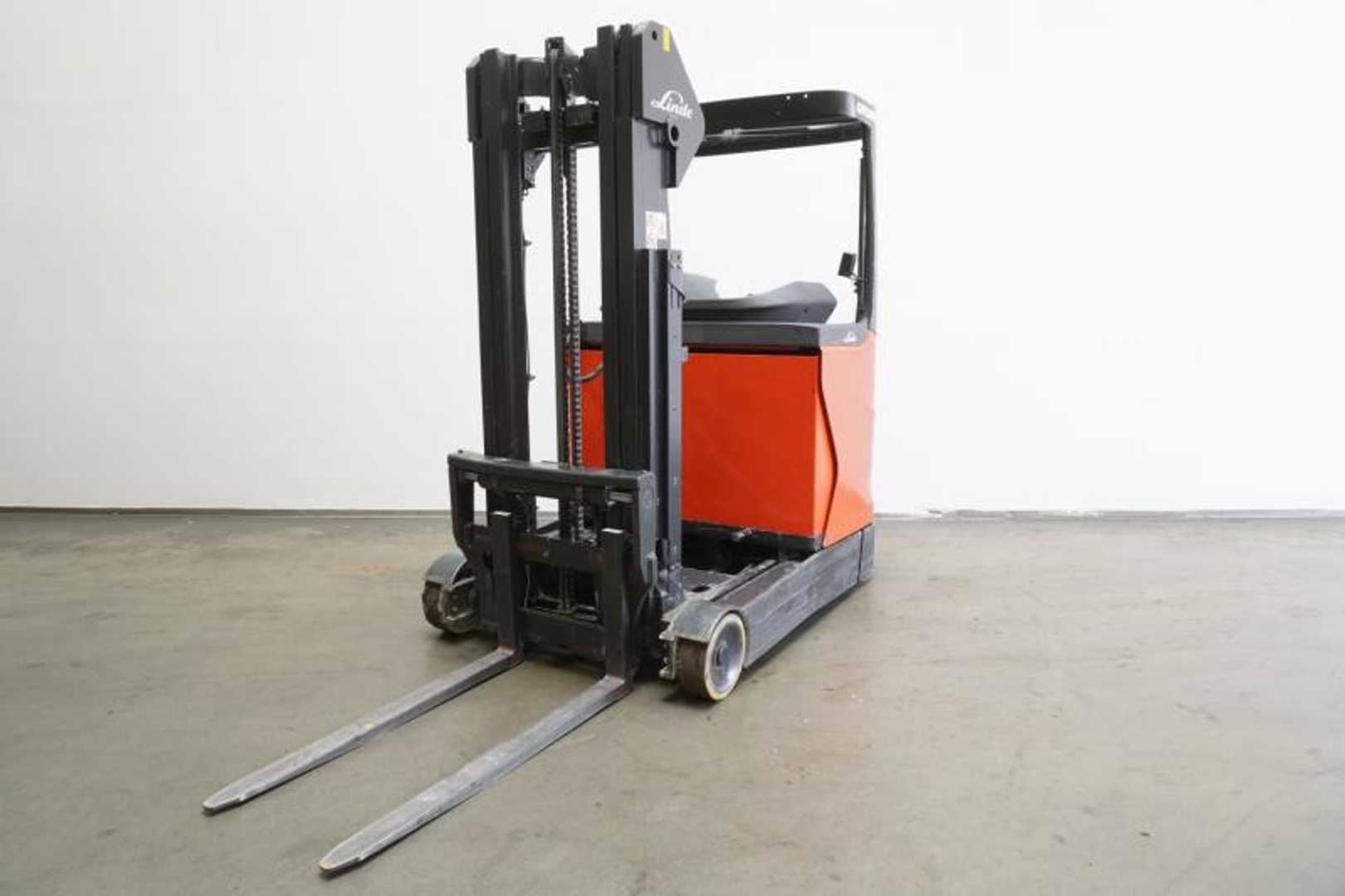 Used Forklift Linde R 14 1120 Krautuvas su stumiamu stiebu (Image 2)