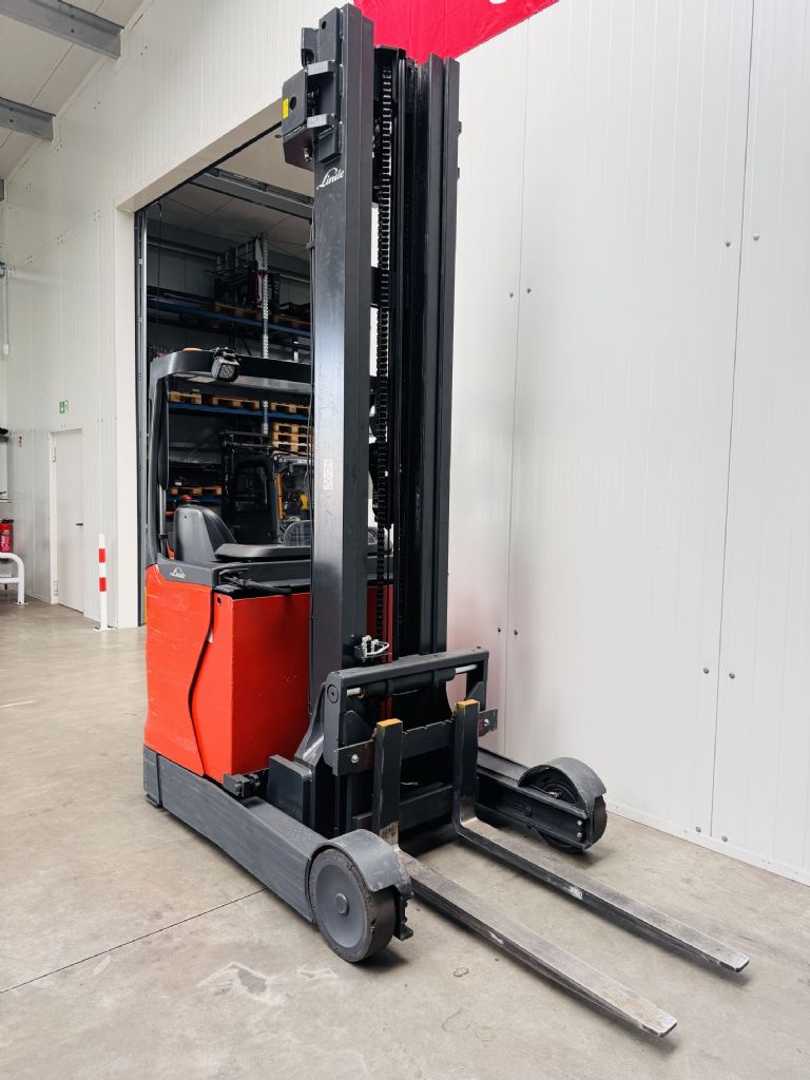Used Forklift Linde R 20 -01Triplex Krautuvas su stumiamu stiebu (Image 4)