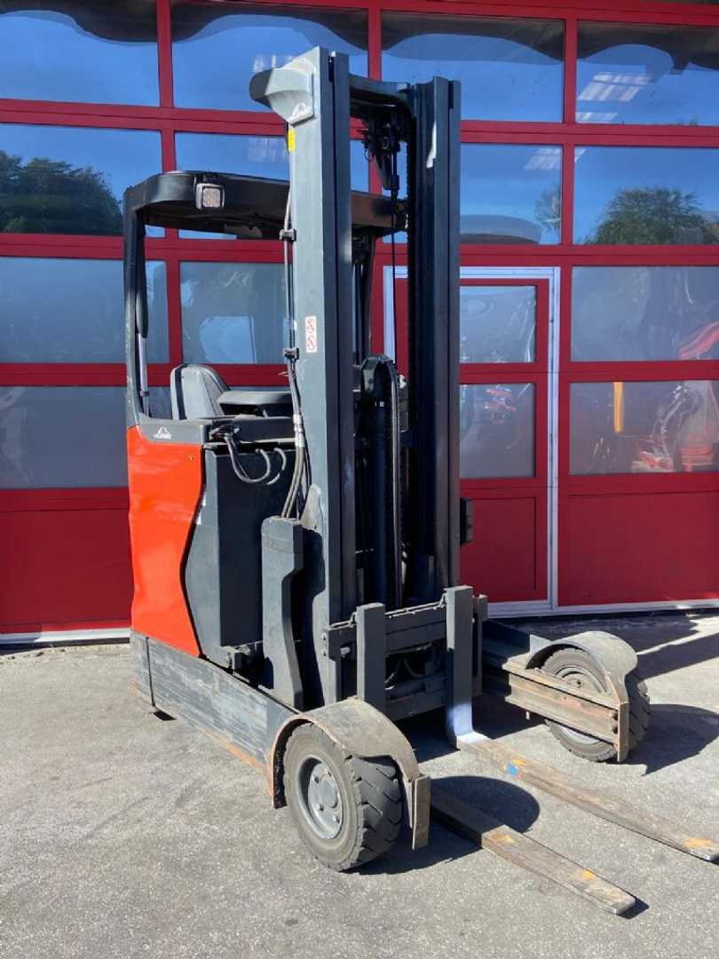 Used Forklift Linde R14G-01 Krautuvas su stumiamu stiebu (Image 2) Used Forklift Linde R14G-01 Krautuvas su stumiamu stiebu (Image 2)