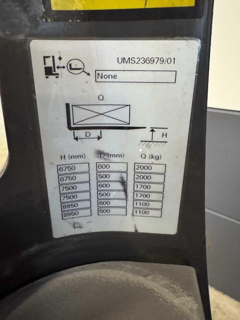 Used Forklift Mitsubishi RB20N3 - 4.785 Std. - HH 8.950 mm Krautuvas su stumiamu stiebu (Image 4) Used Forklift Mitsubishi RB20N3 - 4.785 Std. - HH 8.950 mm Krautuvas su stumiamu stiebu (Image 4)