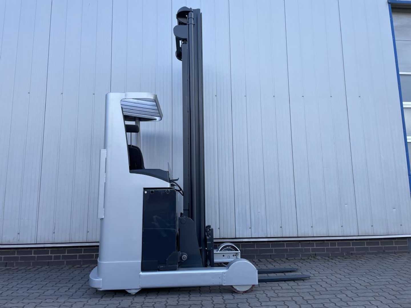 Used Forklift STILL FM-X14 | Battery 80% | Triplex 8.600mm Krautuvas su stumiamu stiebu (Image 8) Used Forklift STILL FM-X14 | Battery 80% | Triplex 8.600mm Krautuvas su stumiamu stiebu (Image 8)