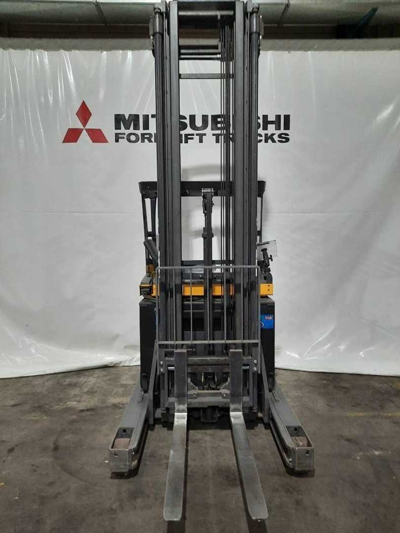 Used Forklift UniCarriers UMS200DTFVRF895 - 7.834 Std. Krautuvas su stumiamu stiebu (Image 4) Used Forklift UniCarriers UMS200DTFVRF895 - 7.834 Std. Krautuvas su stumiamu stiebu (Image 4)