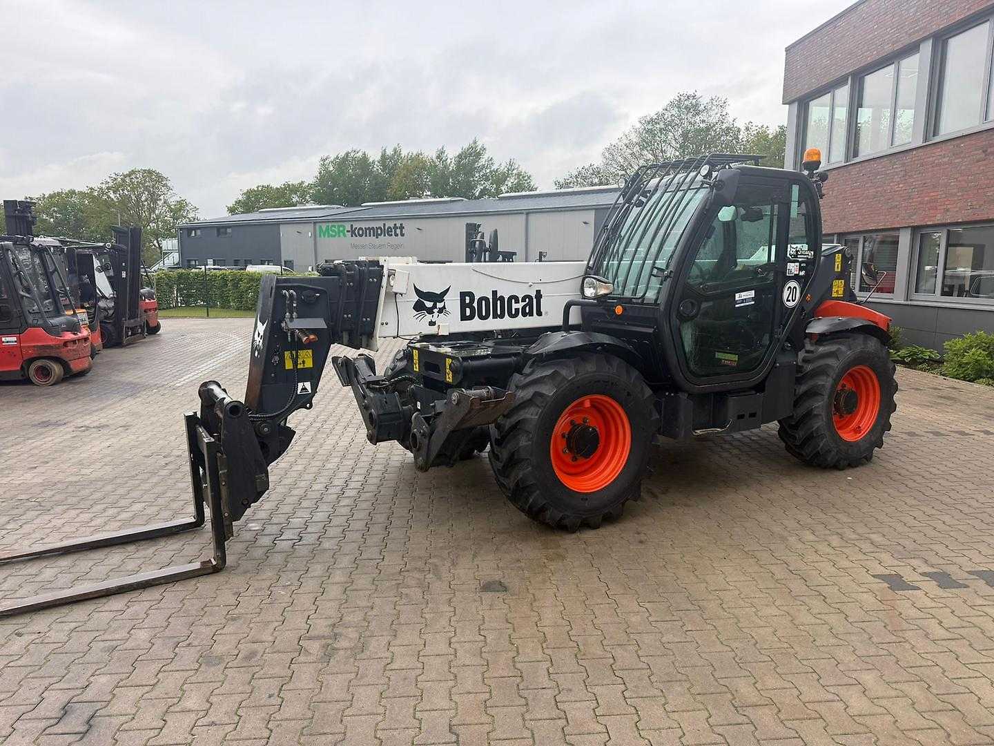 Used Forklift Bobcat T 40.180 Krautuvas su teleskopine svirtimi (Image 1)