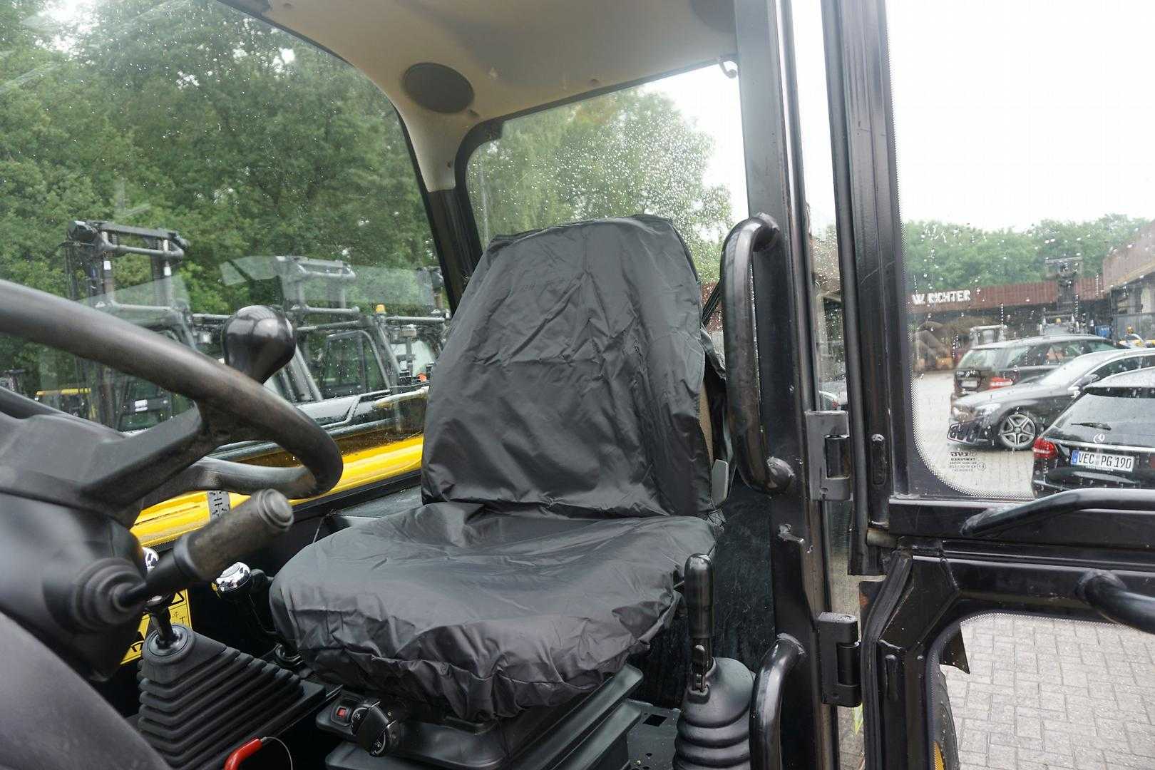 Used Forklift JCB 535 - V 125 Krautuvas su teleskopine svirtimi (Image 7) Used Forklift JCB 535 - V 125 Krautuvas su teleskopine svirtimi (Image 7)