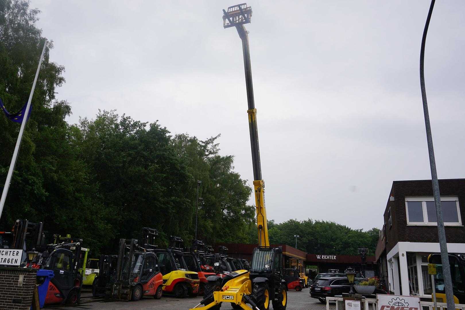 Used Forklift JCB 535 - V 125 Krautuvas su teleskopine svirtimi (Image 11) Used Forklift JCB 535 - V 125 Krautuvas su teleskopine svirtimi (Image 11)