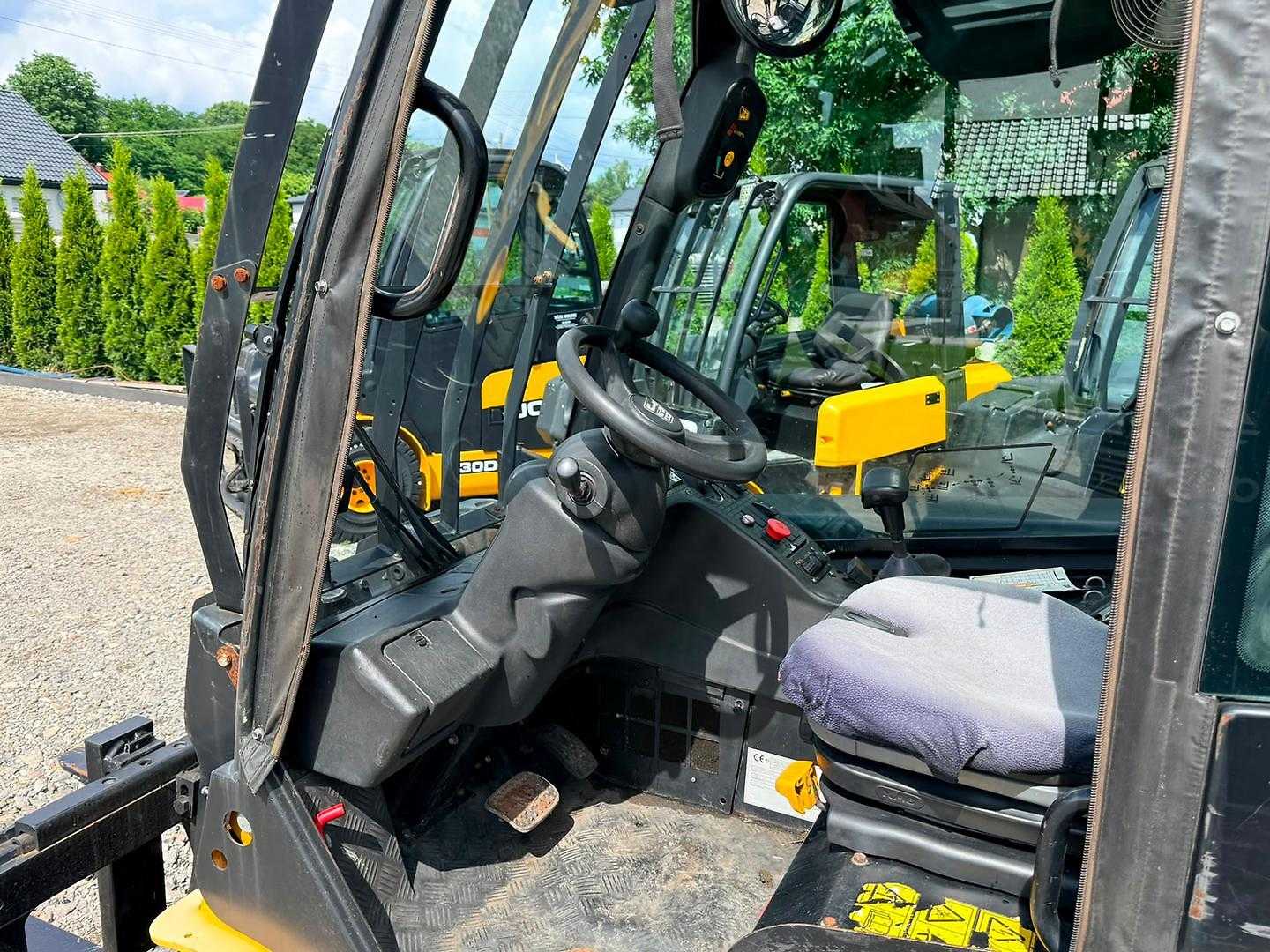 Used Forklift JCB Teletruk TLT35D Krautuvas su teleskopine svirtimi (Image 6)