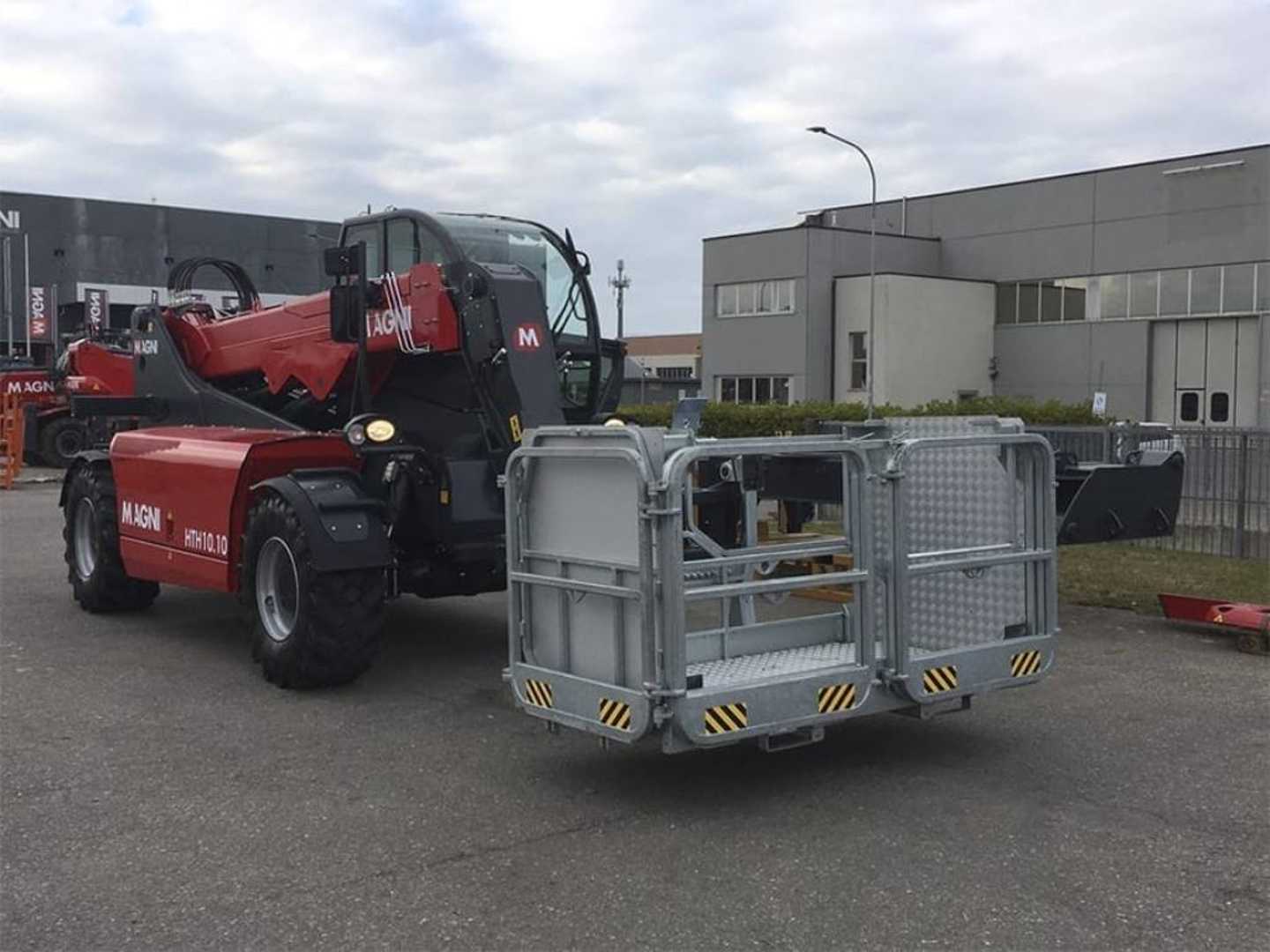 Used Forklift Magni HTH 10.10 Krautuvas su teleskopine svirtimi (Image 1) Used Forklift Magni HTH 10.10 Krautuvas su teleskopine svirtimi (Image 1)