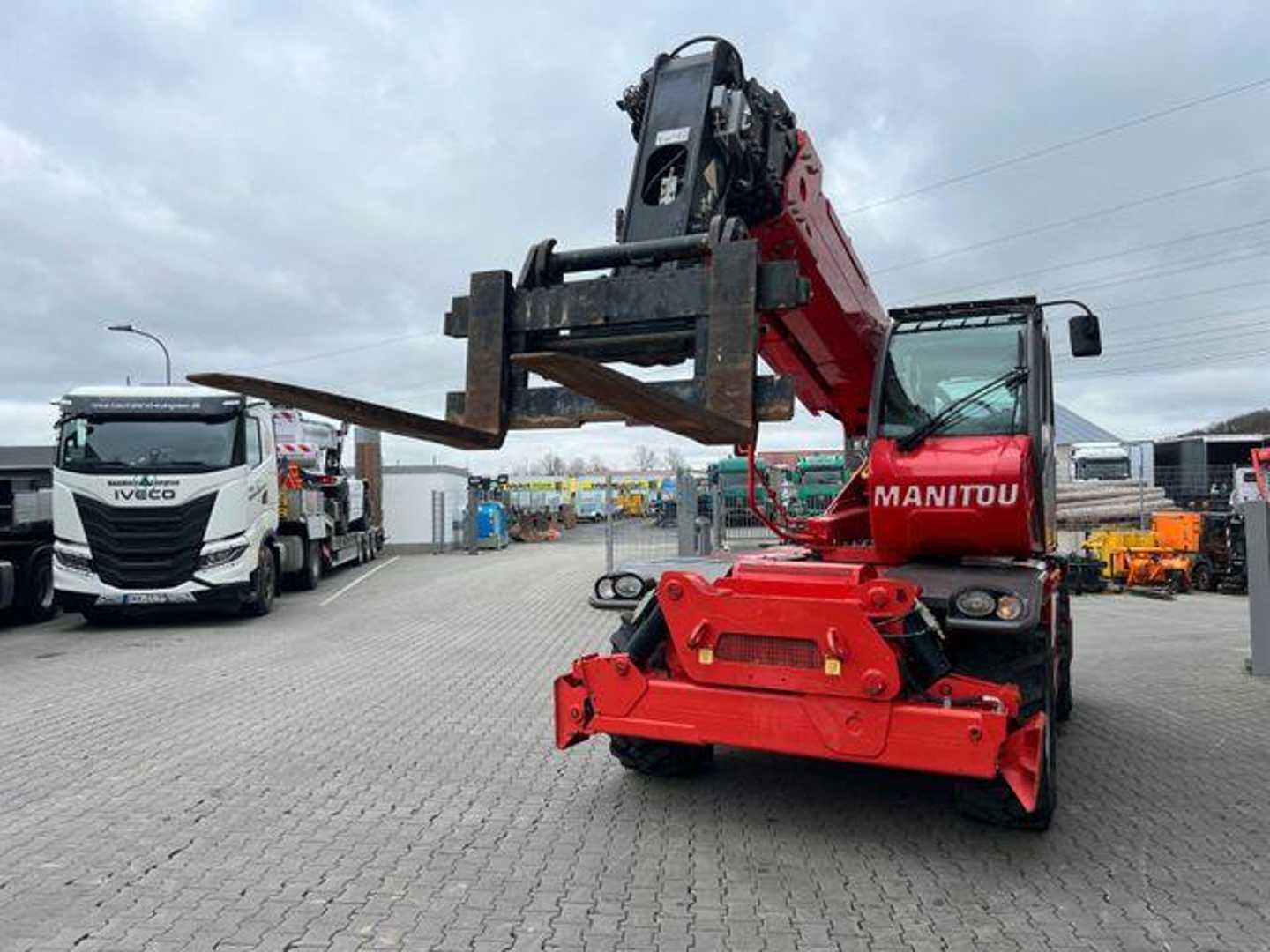 Used Forklift Manitou MRT 2150 + / nur 2.463h! / Funk / Gabel Krautuvas su teleskopine svirtimi (Image 10) Used Forklift Manitou MRT 2150 + / nur 2.463h! / Funk / Gabel Krautuvas su teleskopine svirtimi (Image 10)