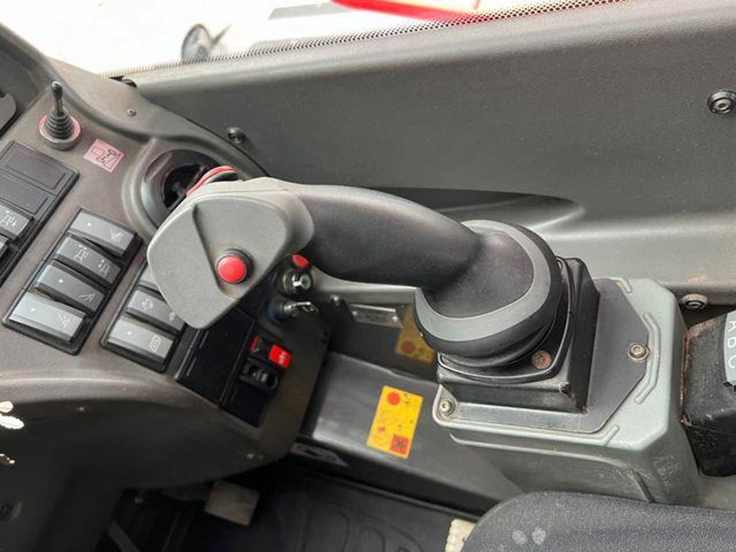 Used Forklift Manitou MRT 2150 + / nur 2.463h! / Funk / Gabel Krautuvas su teleskopine svirtimi (Image 18) Used Forklift Manitou MRT 2150 + / nur 2.463h! / Funk / Gabel Krautuvas su teleskopine svirtimi (Image 18)