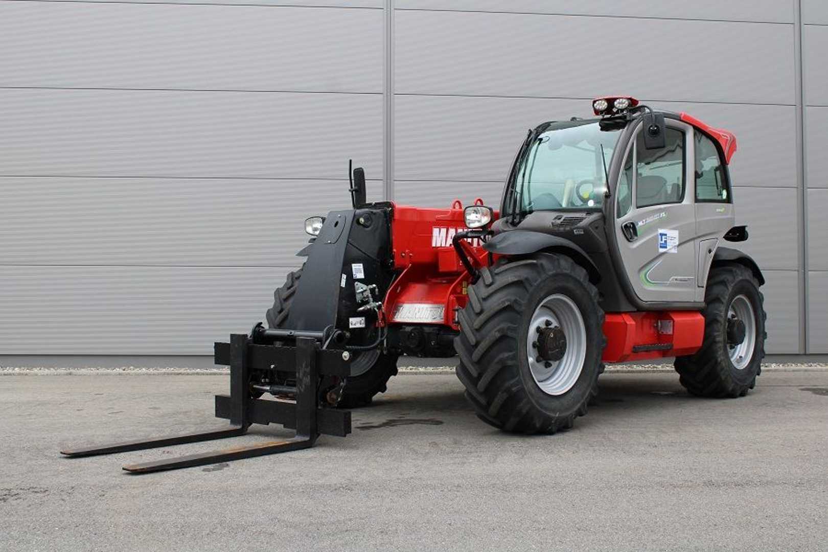 Used Forklift Manitou MLT 840-137 Premium Krautuvas su teleskopine svirtimi (Image 2) Used Forklift Manitou MLT 840-137 Premium Krautuvas su teleskopine svirtimi (Image 2)