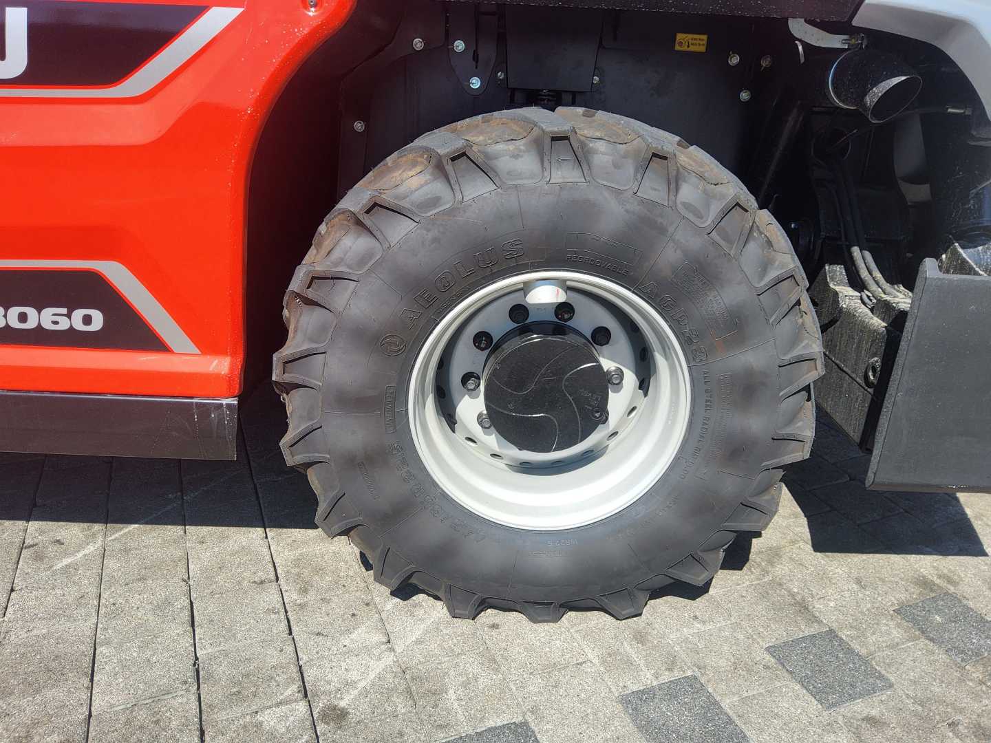 Used Forklift Manitou MRT 3060 Krautuvas su teleskopine svirtimi (Image 9) Used Forklift Manitou MRT 3060 Krautuvas su teleskopine svirtimi (Image 9)