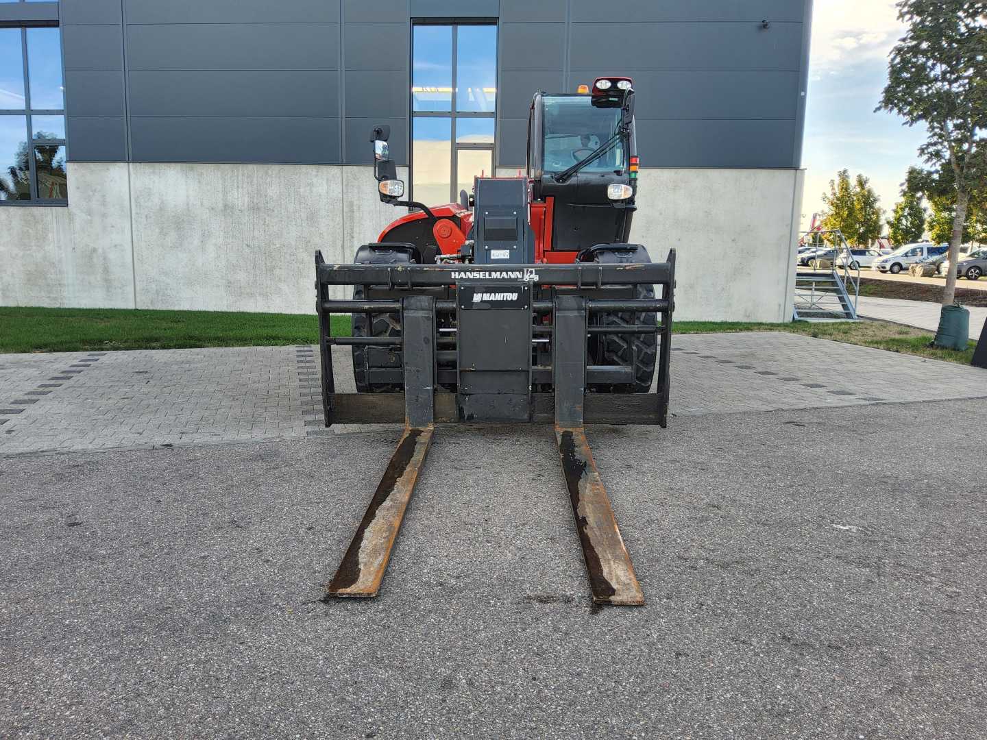Used Forklift Manitou MHT 10130 Krautuvas su teleskopine svirtimi (Image 2) Used Forklift Manitou MHT 10130 Krautuvas su teleskopine svirtimi (Image 2)