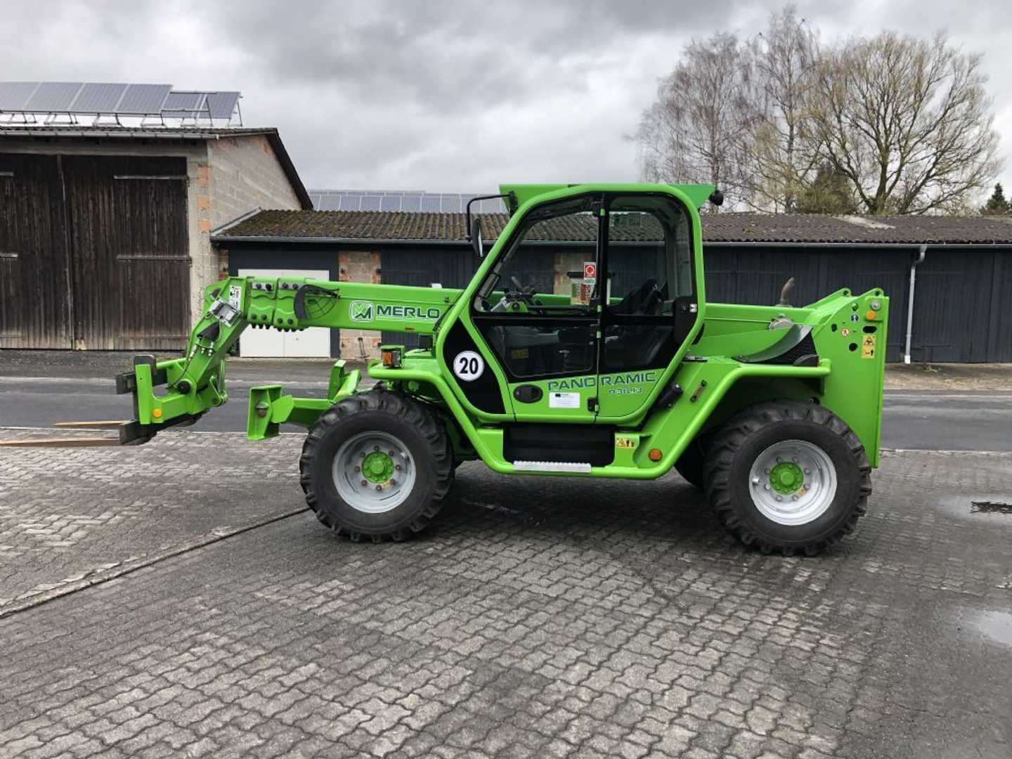 Used Forklift Merlo P38.13 Krautuvas su teleskopine svirtimi (Image 1) Used Forklift Merlo P38.13 Krautuvas su teleskopine svirtimi (Image 1)