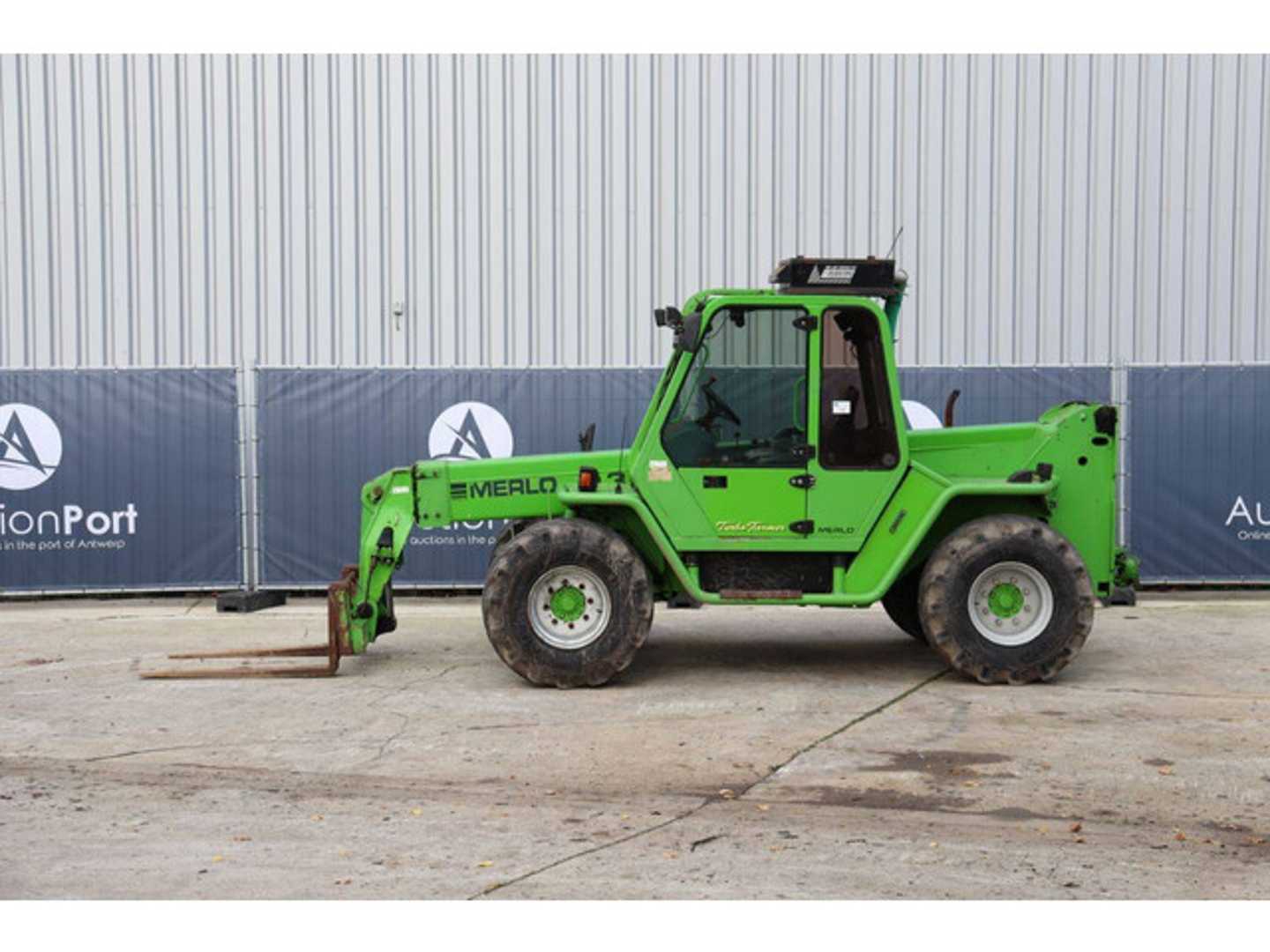 Used Forklift Merlo P35.9EVS Krautuvas su teleskopine svirtimi (Image 2) Used Forklift Merlo P35.9EVS Krautuvas su teleskopine svirtimi (Image 2)