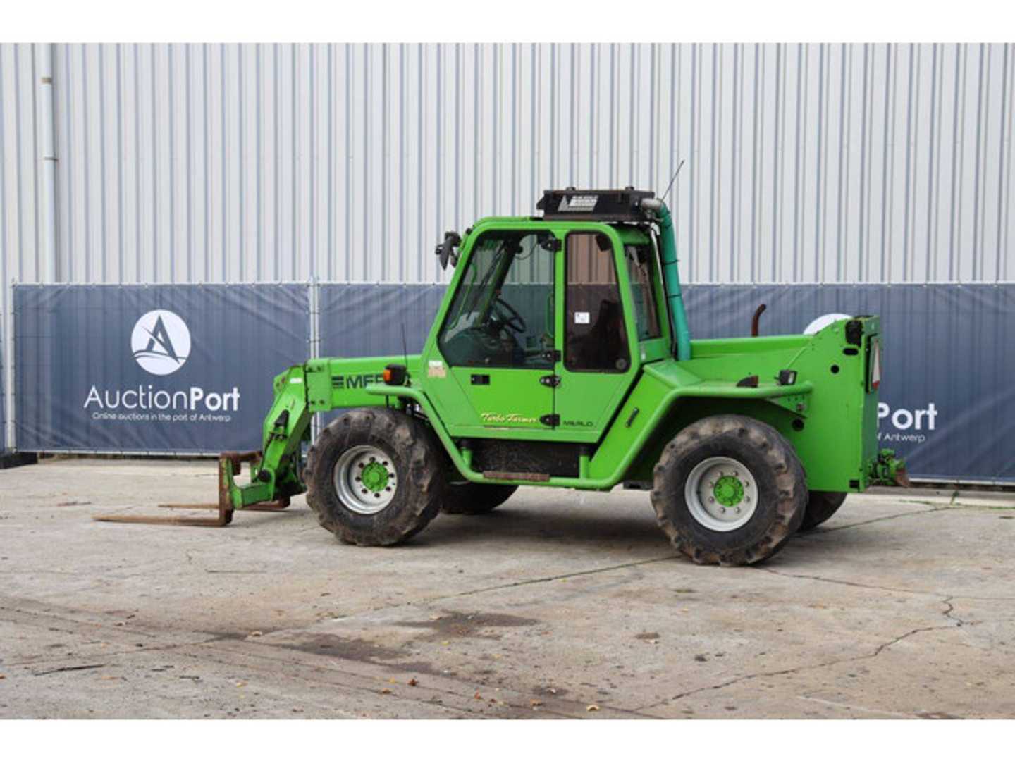 Used Forklift Merlo P35.9EVS Krautuvas su teleskopine svirtimi (Image 3) Used Forklift Merlo P35.9EVS Krautuvas su teleskopine svirtimi (Image 3)