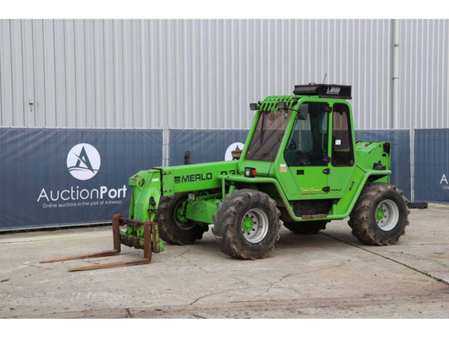 Used Forklift Merlo P35.9EVS Krautuvas su teleskopine svirtimi (Image 10) Used Forklift Merlo P35.9EVS Krautuvas su teleskopine svirtimi (Image 10)