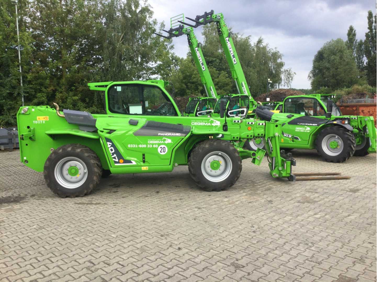 Used Forklift Merlo P40.17 PLUS Krautuvas su teleskopine svirtimi (Image 2) Used Forklift Merlo P40.17 PLUS Krautuvas su teleskopine svirtimi (Image 2)