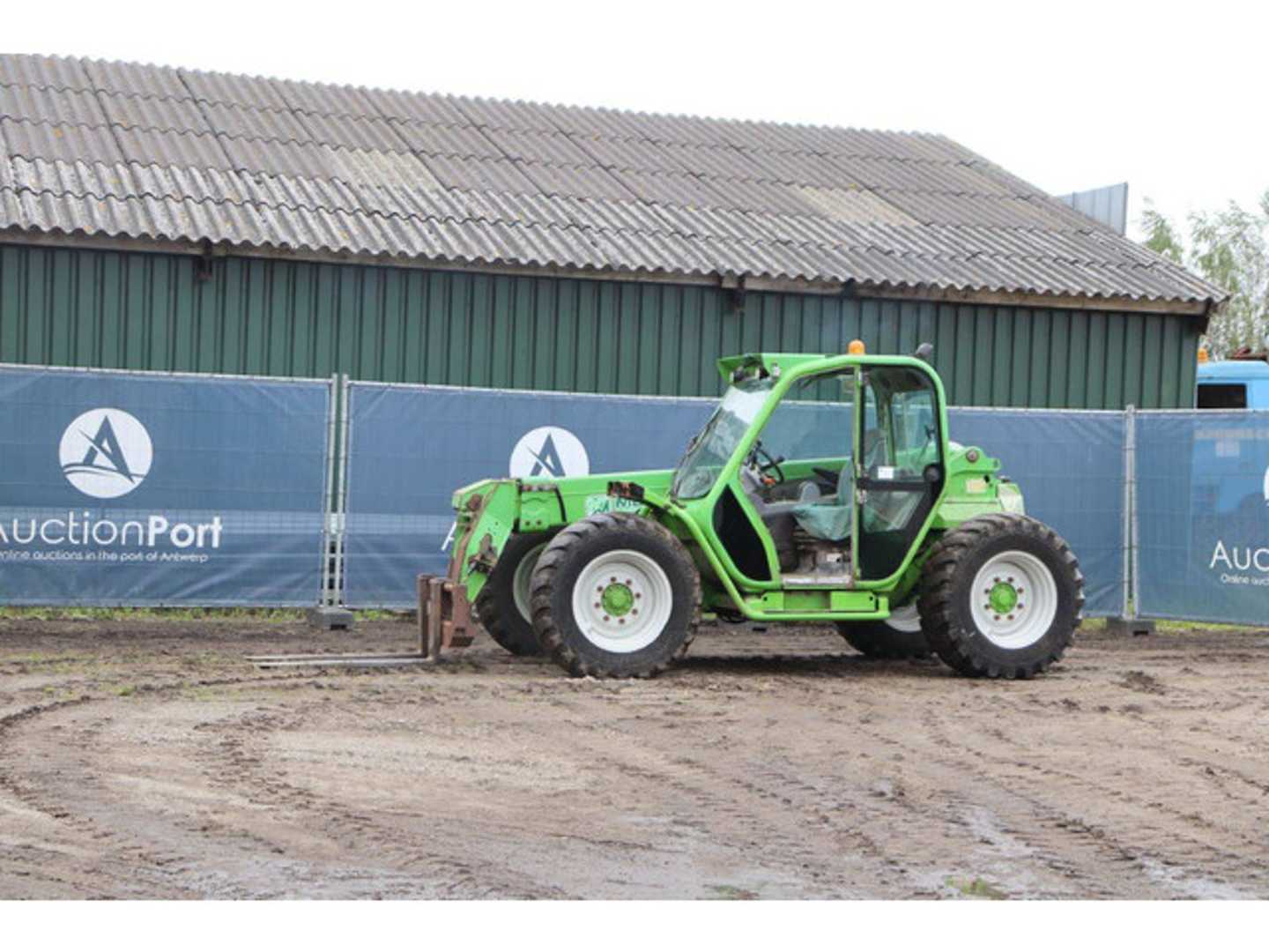 Used Forklift Merlo P32.6PLUS Krautuvas su teleskopine svirtimi (Image 1) Used Forklift Merlo P32.6PLUS Krautuvas su teleskopine svirtimi (Image 1)