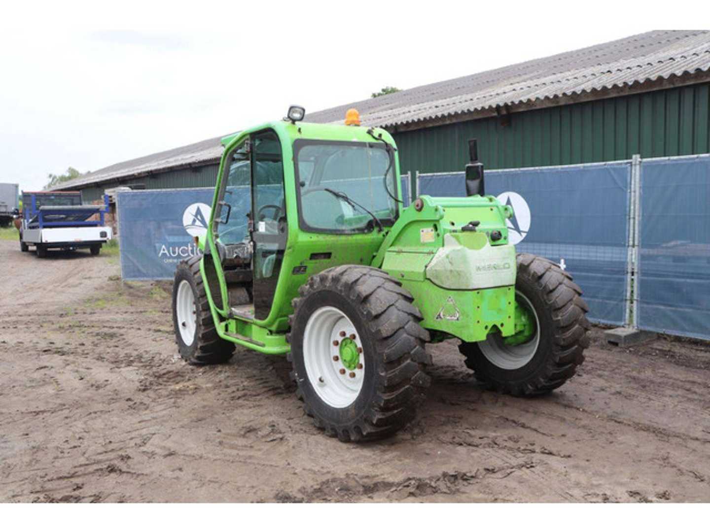 Used Forklift Merlo P32.6PLUS Krautuvas su teleskopine svirtimi (Image 4) Used Forklift Merlo P32.6PLUS Krautuvas su teleskopine svirtimi (Image 4)