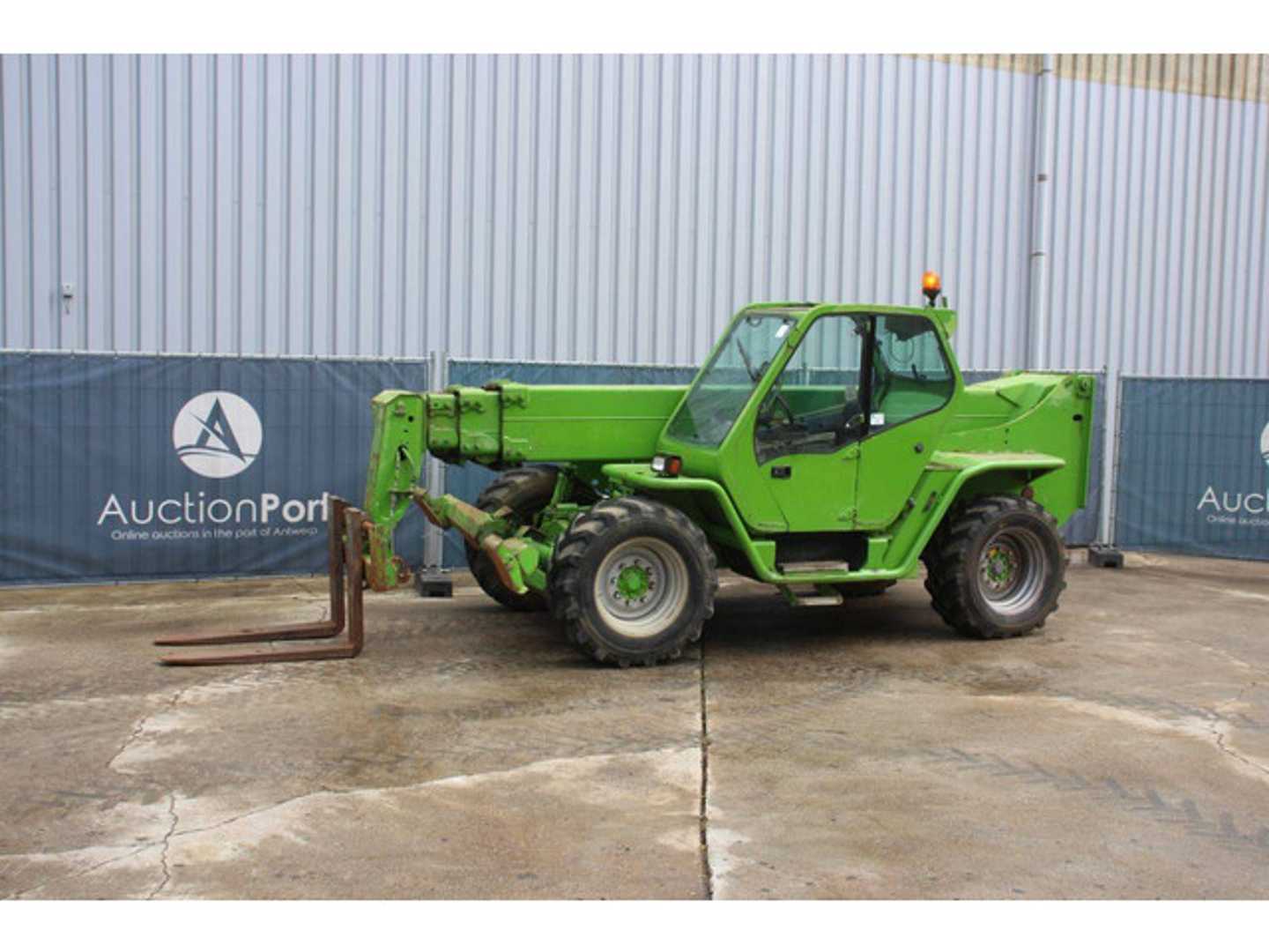 Used Forklift Merlo P40.17K Krautuvas su teleskopine svirtimi (Image 1) Used Forklift Merlo P40.17K Krautuvas su teleskopine svirtimi (Image 1)