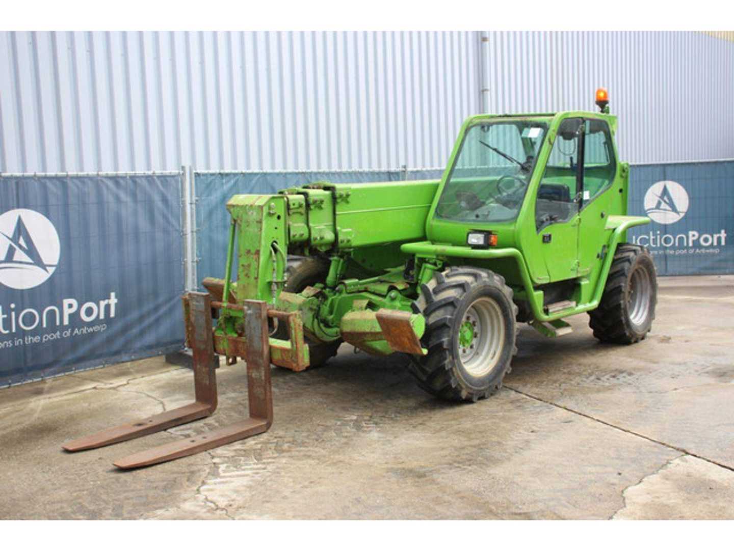 Used Forklift Merlo P40.17K Krautuvas su teleskopine svirtimi (Image 8) Used Forklift Merlo P40.17K Krautuvas su teleskopine svirtimi (Image 8)