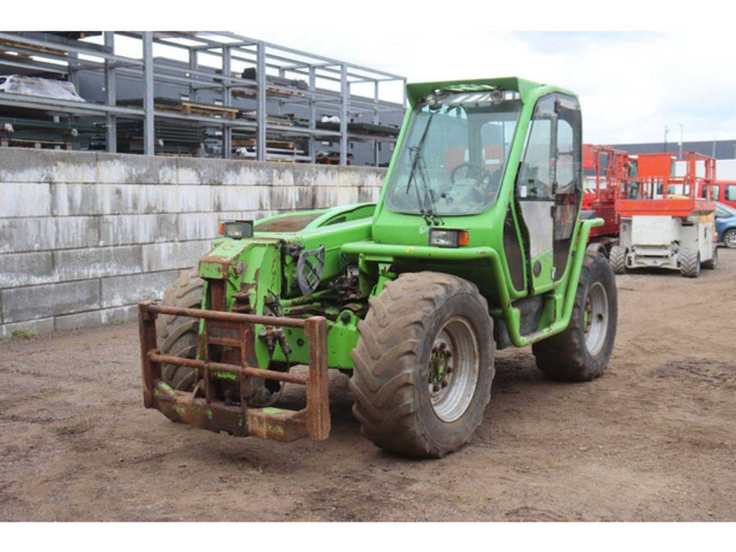 Used Forklift Merlo P41.7 Panoramic Krautuvas su teleskopine svirtimi (Image 9) Used Forklift Merlo P41.7 Panoramic Krautuvas su teleskopine svirtimi (Image 9)