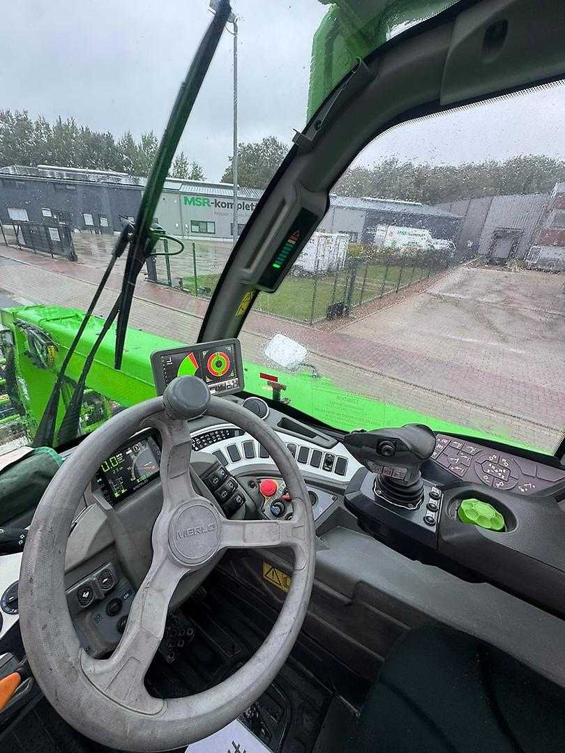 Used Forklift Merlo Roto 40.16 - 2019er - Viel Zubehör Krautuvas su teleskopine svirtimi (Image 9) Used Forklift Merlo Roto 40.16 - 2019er - Viel Zubehör Krautuvas su teleskopine svirtimi (Image 9)