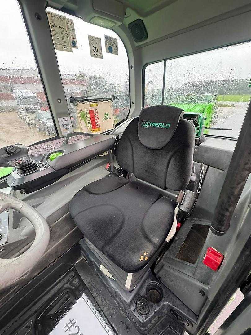 Used Forklift Merlo Roto 40.16 - 2019er - Viel Zubehör Krautuvas su teleskopine svirtimi (Image 13) Used Forklift Merlo Roto 40.16 - 2019er - Viel Zubehör Krautuvas su teleskopine svirtimi (Image 13)