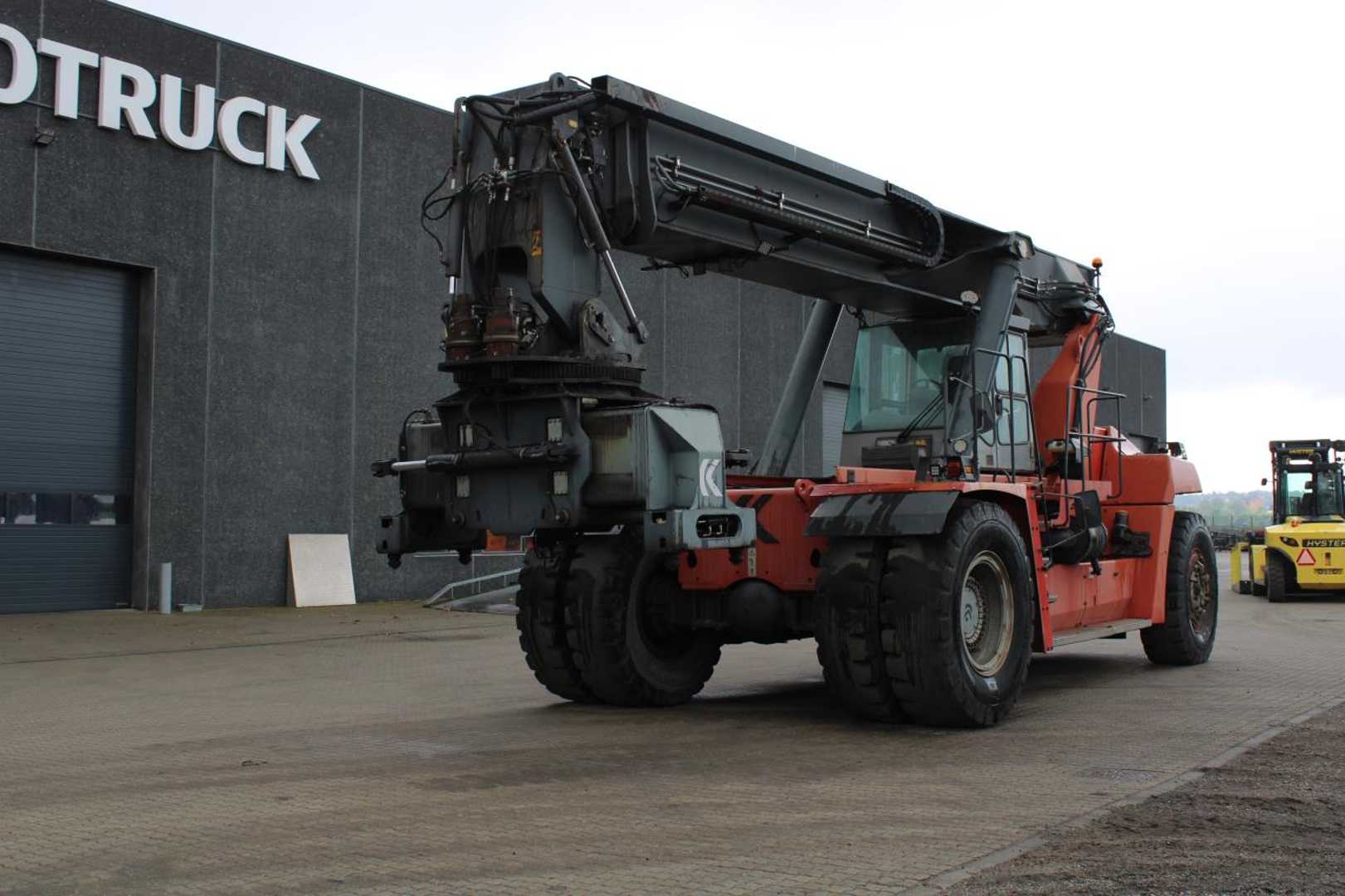 Used Forklift Kalmar DRF450-65A5X Pakeliamas krautuvas (Image 2) Used Forklift Kalmar DRF450-65A5X Pakeliamas krautuvas (Image 2)