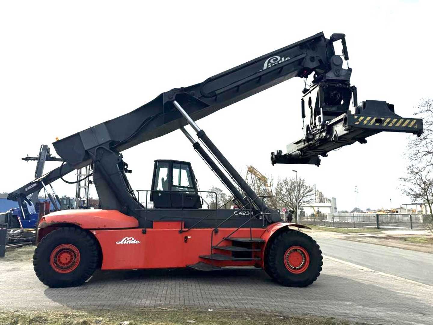 Used Forklift Linde C4234TL Pakeliamas krautuvas (Image 4)