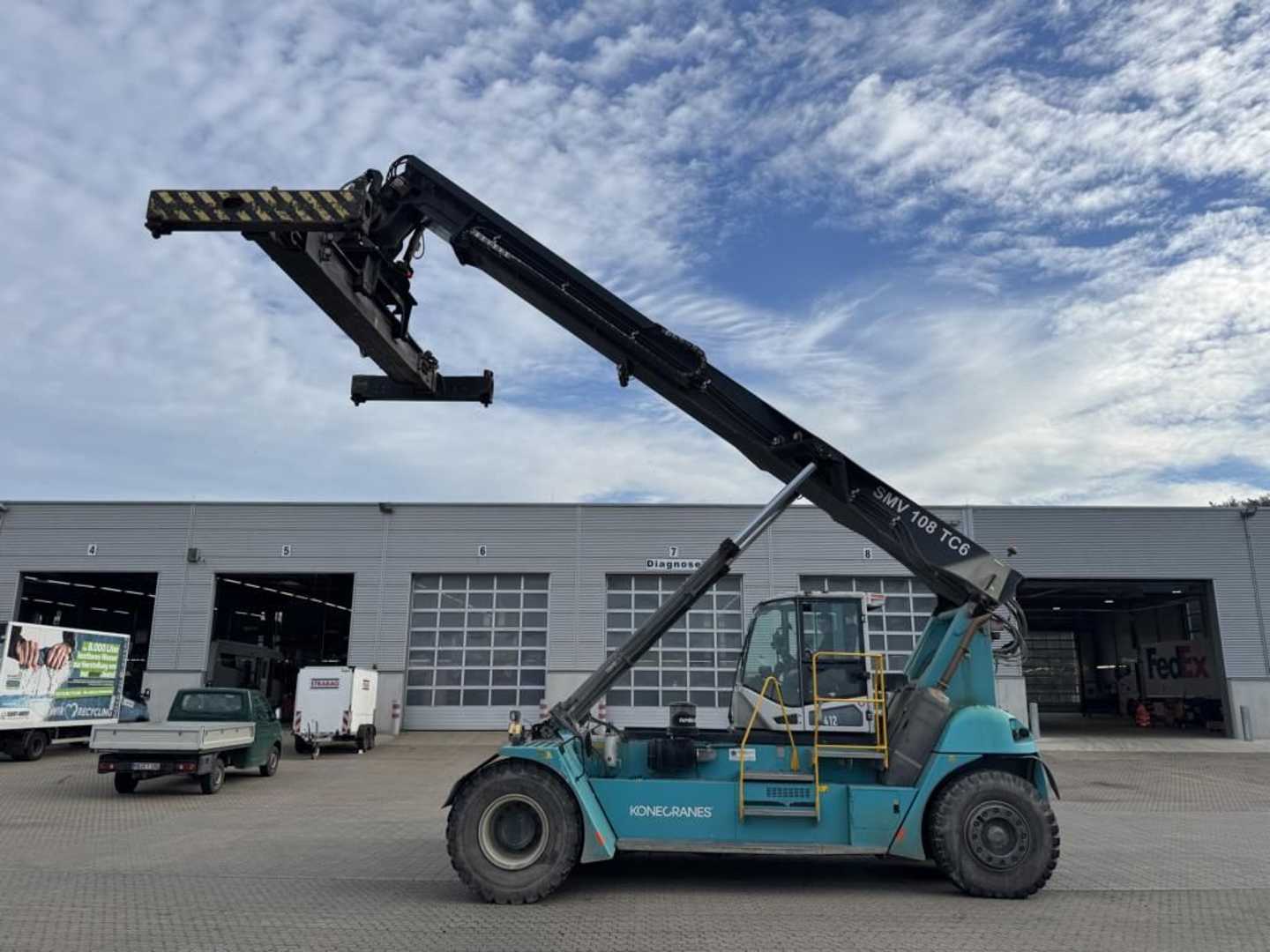Used Forklift SMV 108TC6 Pakeliamas krautuvas (Image 1)