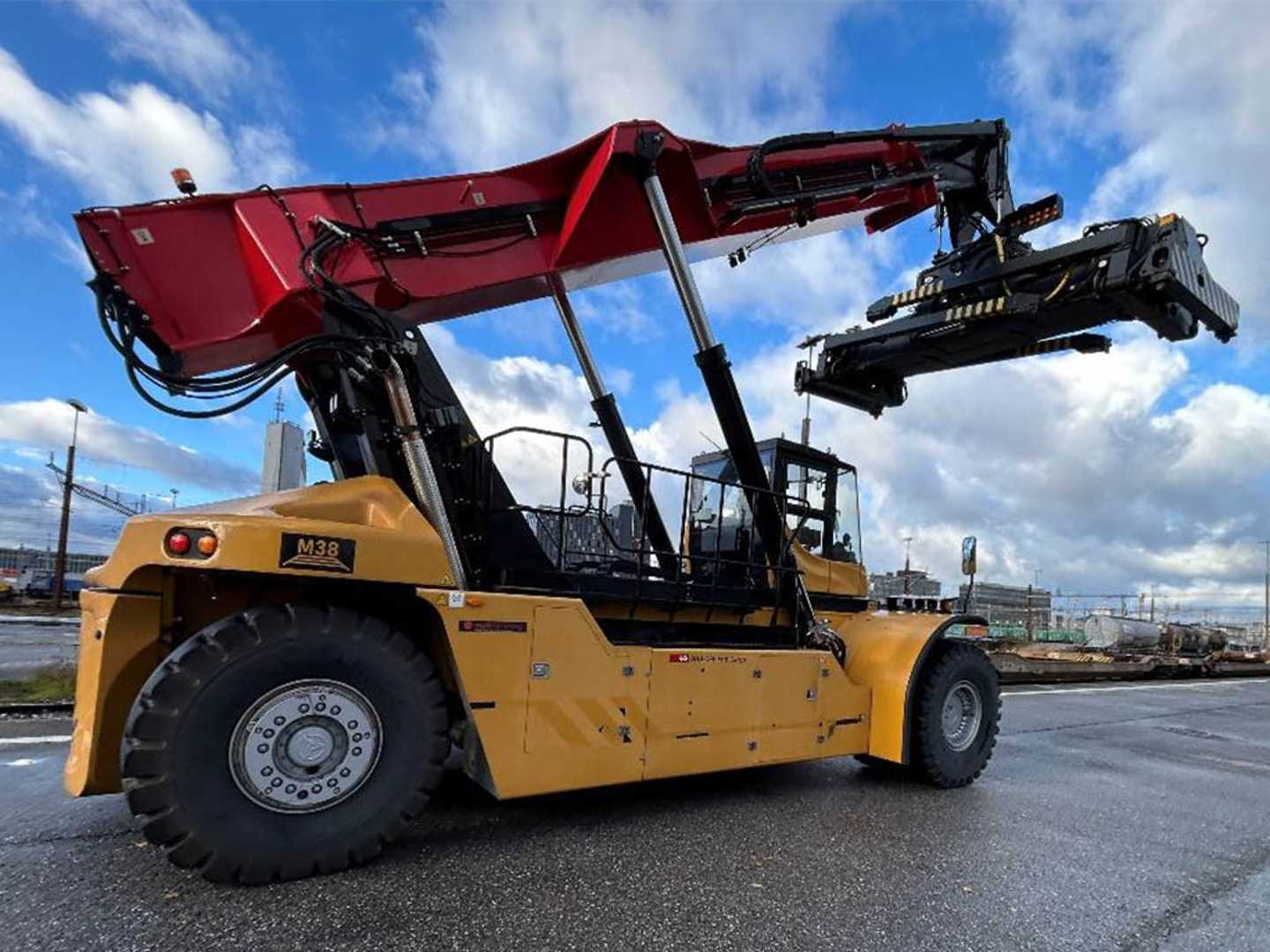 Used Forklift Sany SRSC45G5-P - PIGGYBACK SPREADER Pakeliamas krautuvas (Image 3) Used Forklift Sany SRSC45G5-P - PIGGYBACK SPREADER Pakeliamas krautuvas (Image 3)