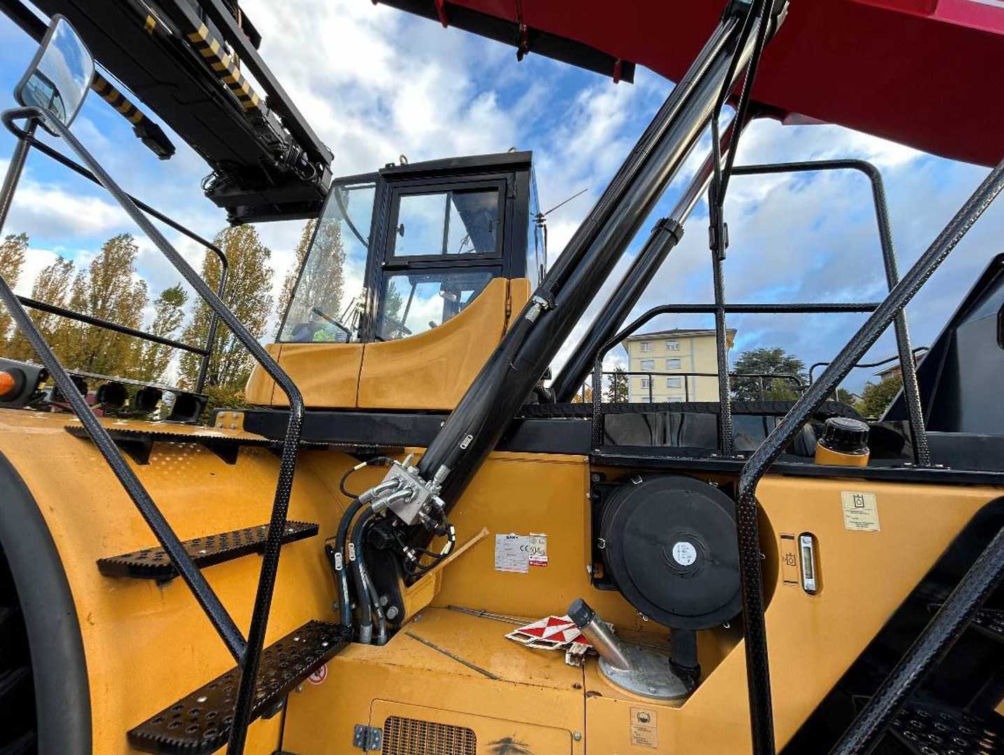 Used Forklift Sany SRSC45G5-P - PIGGYBACK SPREADER Pakeliamas krautuvas (Image 6) Used Forklift Sany SRSC45G5-P - PIGGYBACK SPREADER Pakeliamas krautuvas (Image 6)