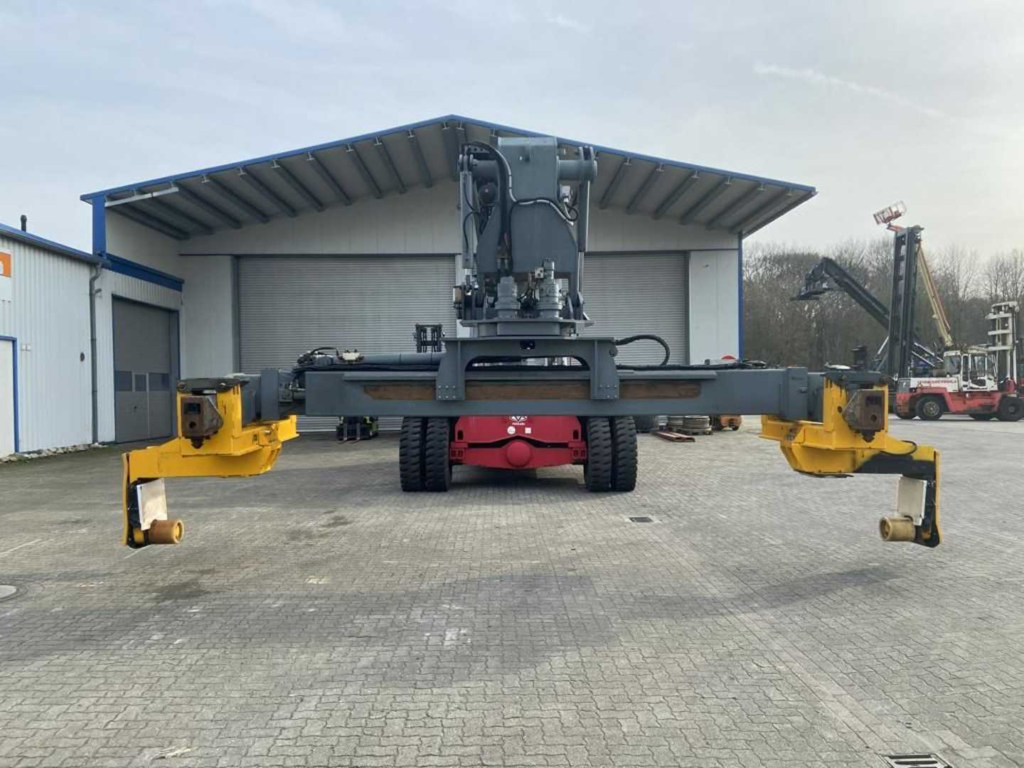 Used Forklift Other Pipehandling Reachstacker 15036 Pakeliamas krautuvas (Image 1)