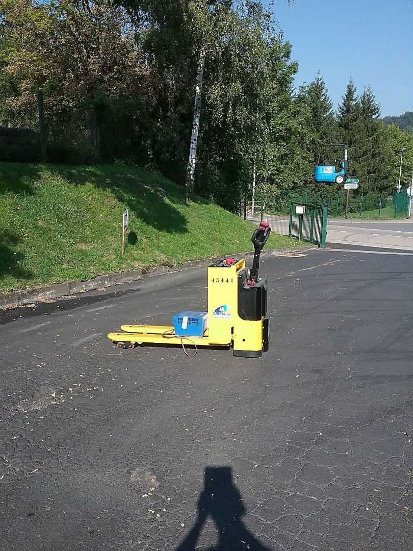 Used Forklift Lifter Transpalette electrique Rankinis šakinis vežimėlis (rankinis) (Image 1)