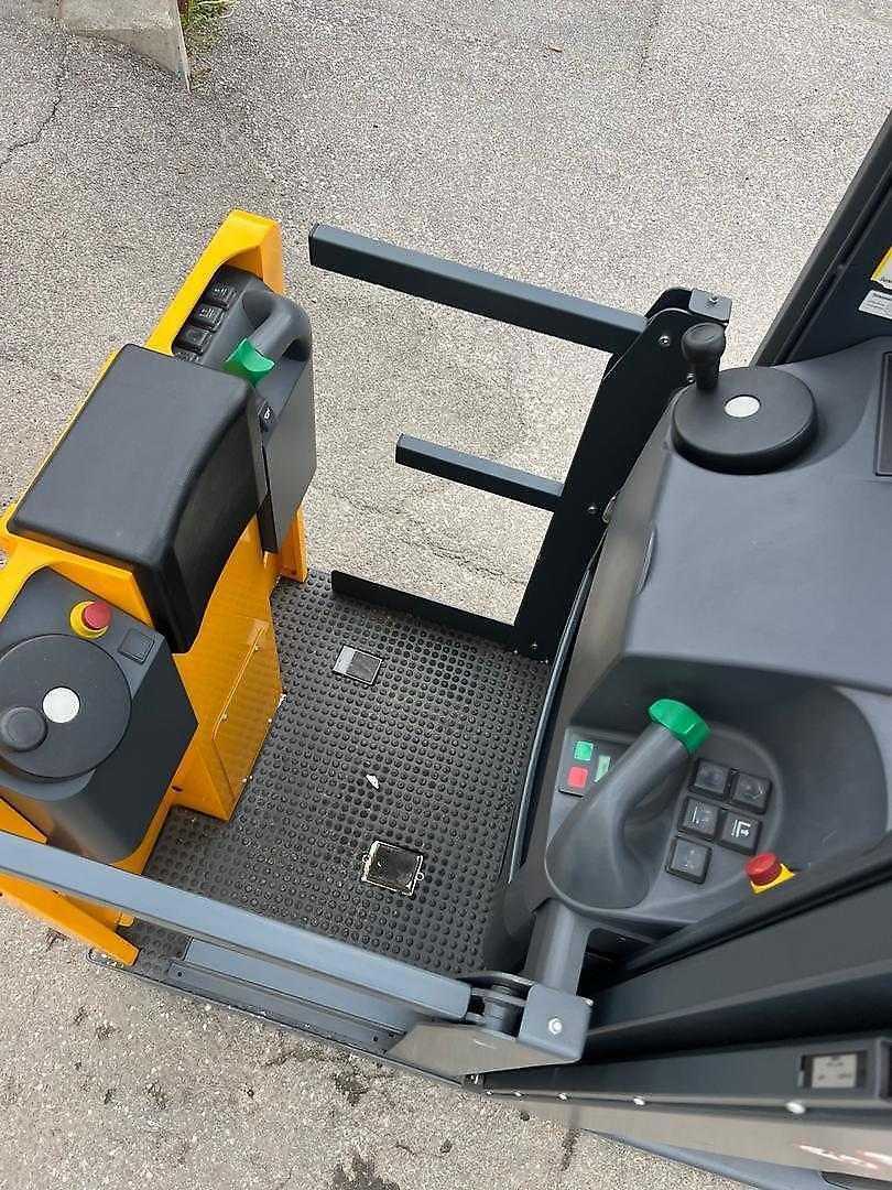 Used Forklift Jungheinrich EKS 110 - 280ZZ Vidutinio kėlimo krautuvas (2,5–6 m) (Image 6) Used Forklift Jungheinrich EKS 110 - 280ZZ Vidutinio kėlimo krautuvas (2,5–6 m) (Image 6)