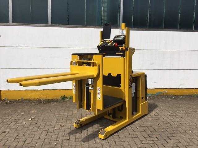 Used Forklift Yale MO 10 E Vidutinio kėlimo krautuvas (2,5–6 m) (Image 1)