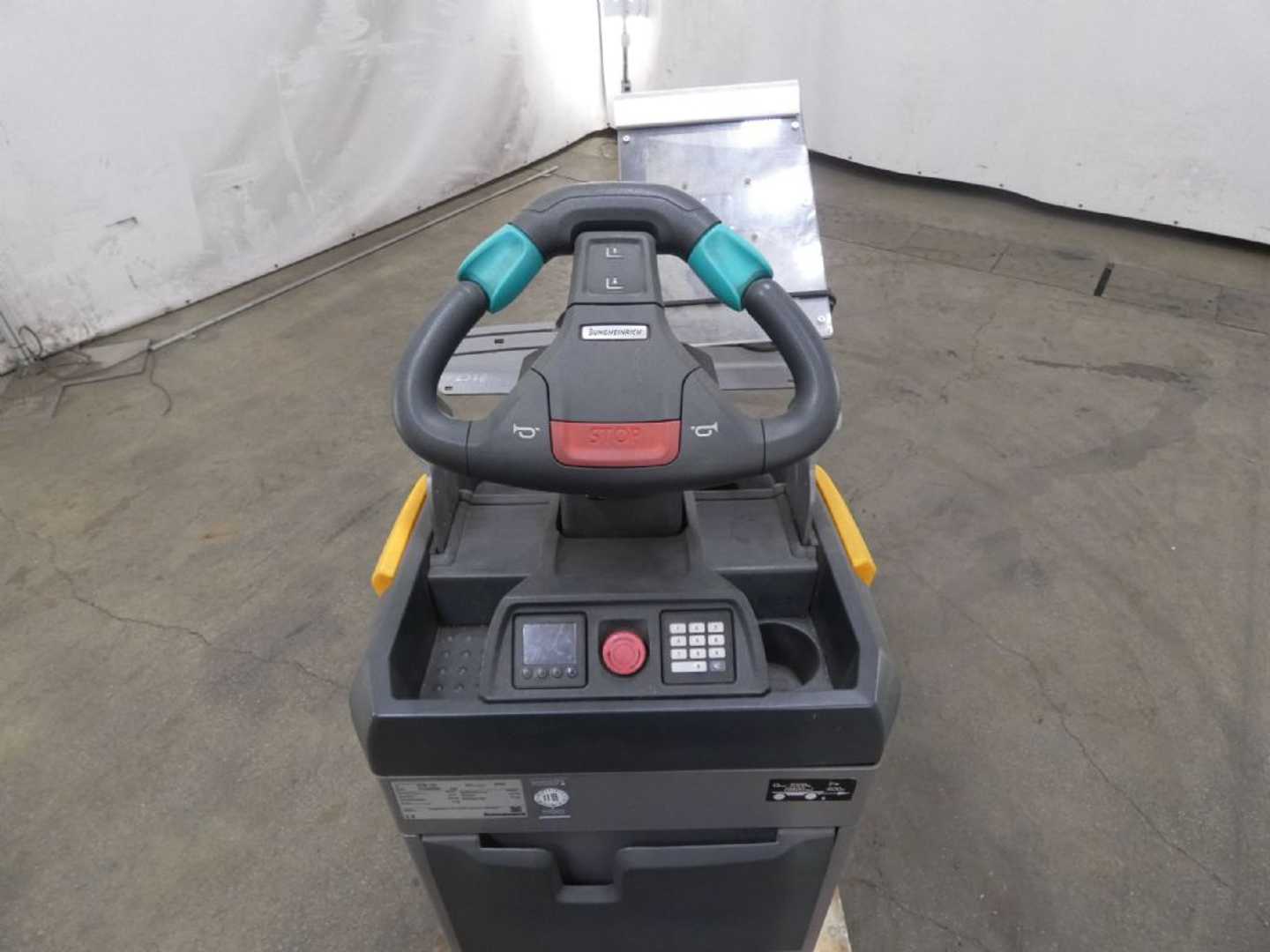 Used Forklift Jungheinrich EZS130/LIION Vilkikas (Image 3) Used Forklift Jungheinrich EZS130/LIION Vilkikas (Image 3)