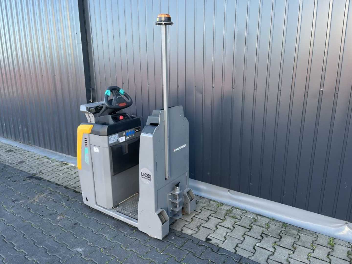 Used Forklift Jungheinrich EZS130 Vilkikas (Image 3)